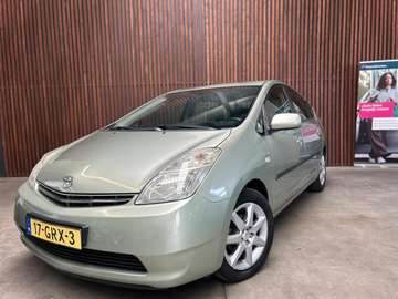 1.5 VVT-i Comfort Airco-Cruise-NAP-NL-Auto