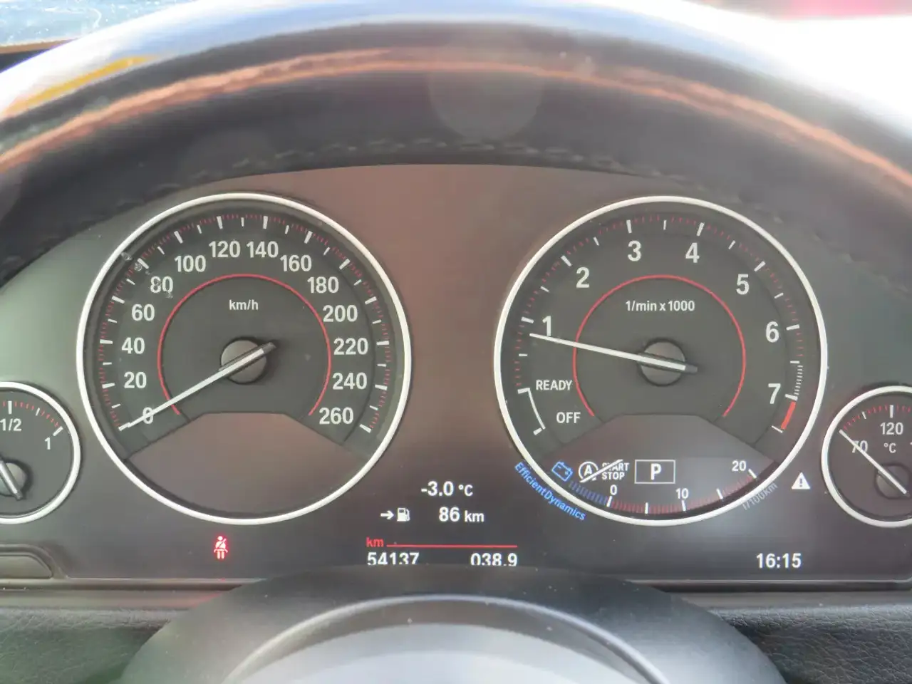 BMW 4 Series снимка BMW 4 Series