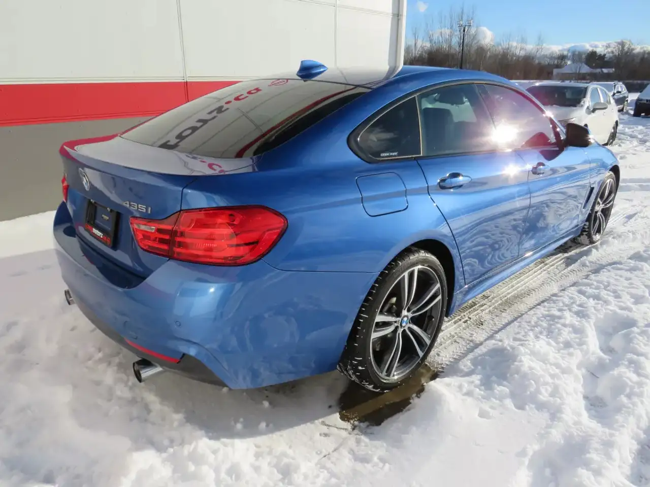 BMW 4 Series снимка BMW 4 Series