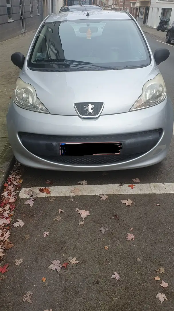 Peugeot 107 1.0i 12v Urban - 1