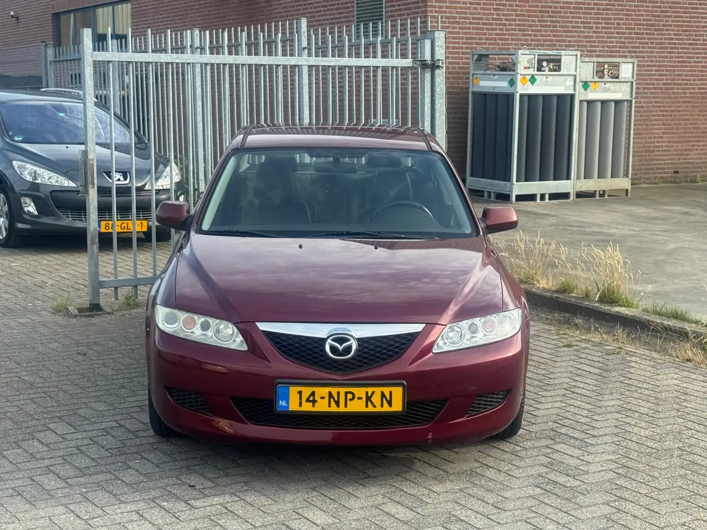 Mazda 6 1.8i Exclusive 120PK! Vol leer l Airco l Cruise l Rood - 2