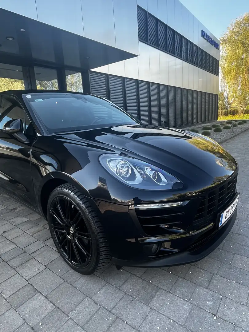 Porsche Macan S Diesel|Schwarz/Schwarz|21" Felgen|Luftfahrwerk Schwarz - 2