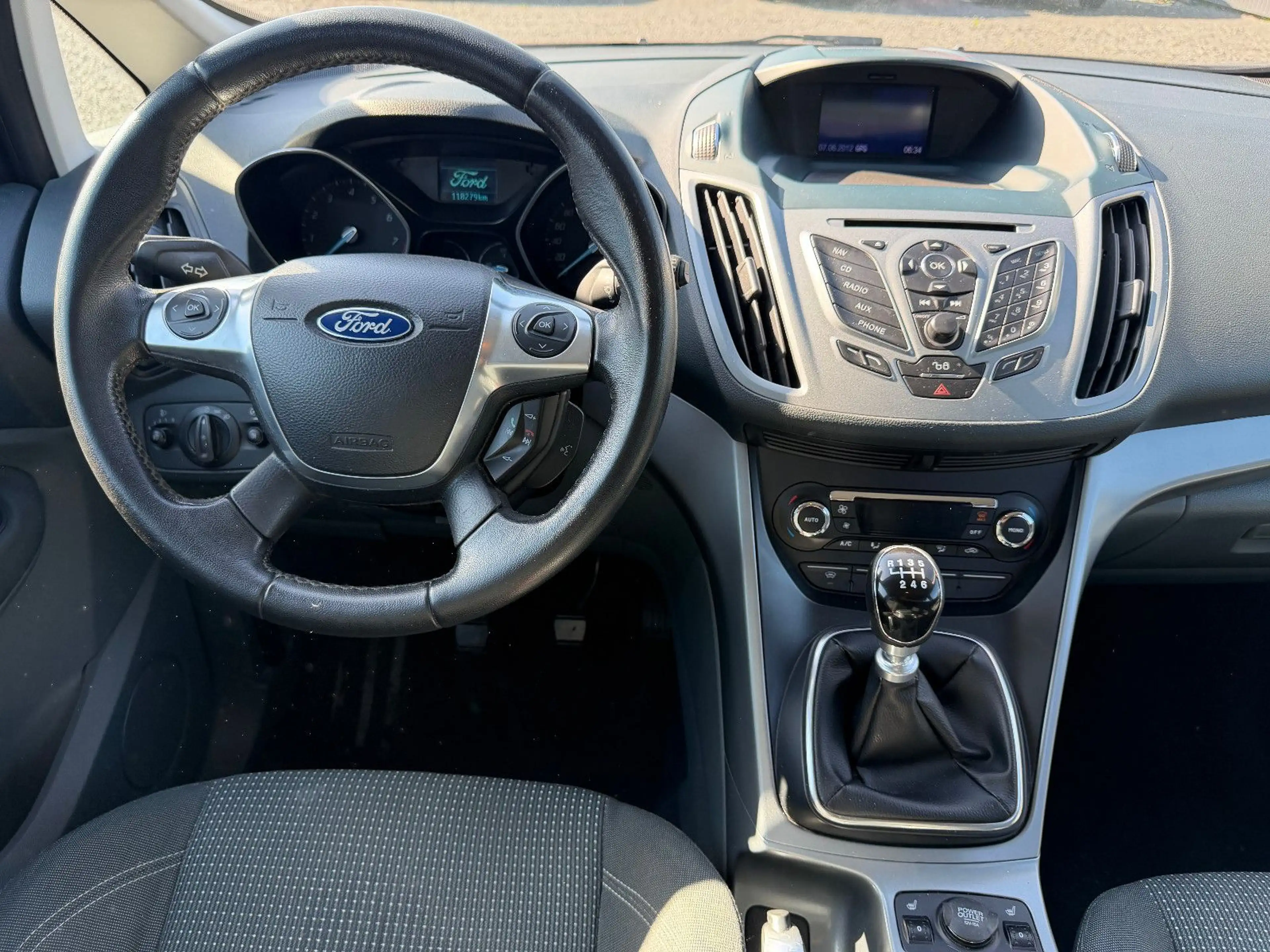 Ford C-Max 1.6 Champions Edition NAVI/KLIMAA/PDC — photo 14