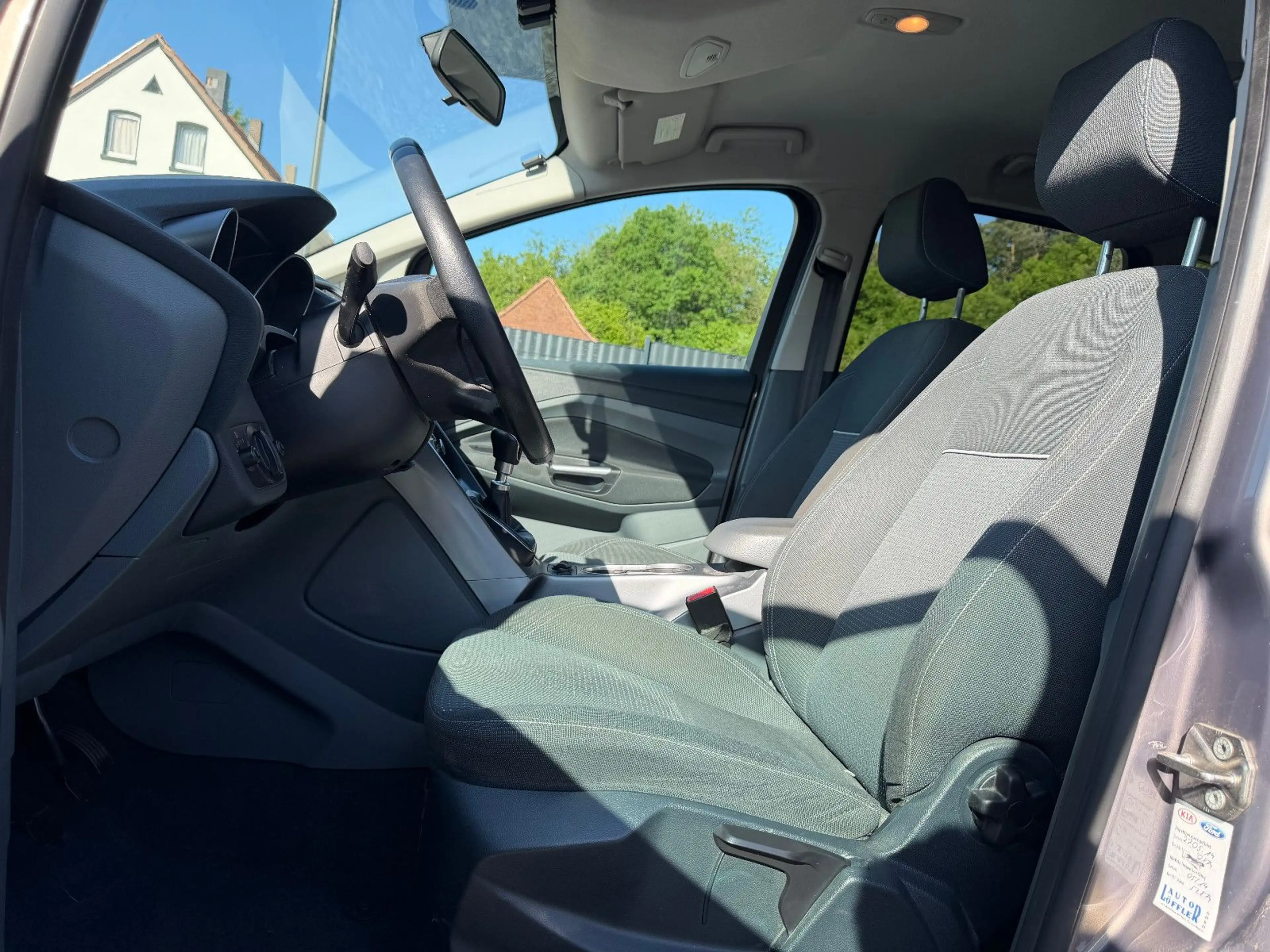 Ford C-Max 1.6 Champions Edition NAVI/KLIMAA/PDC — photo 9