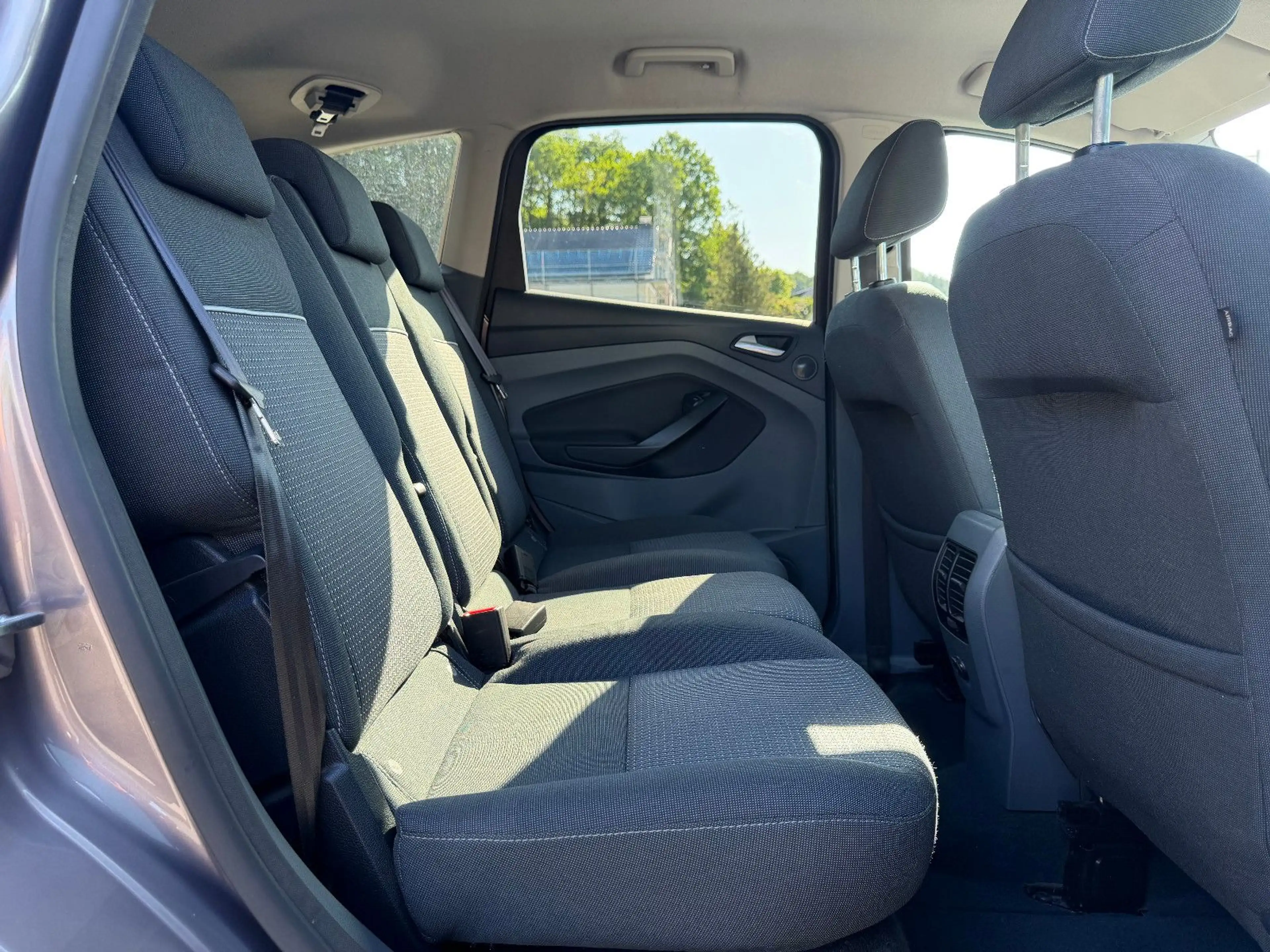 Ford C-Max 1.6 Champions Edition NAVI/KLIMAA/PDC — photo 12