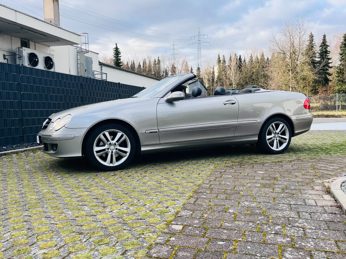 Mercedes-Benz CLK 200 CLK 200 Kompressor*Navi*Leder*SHZ*Scheckheft* Сірий - 2