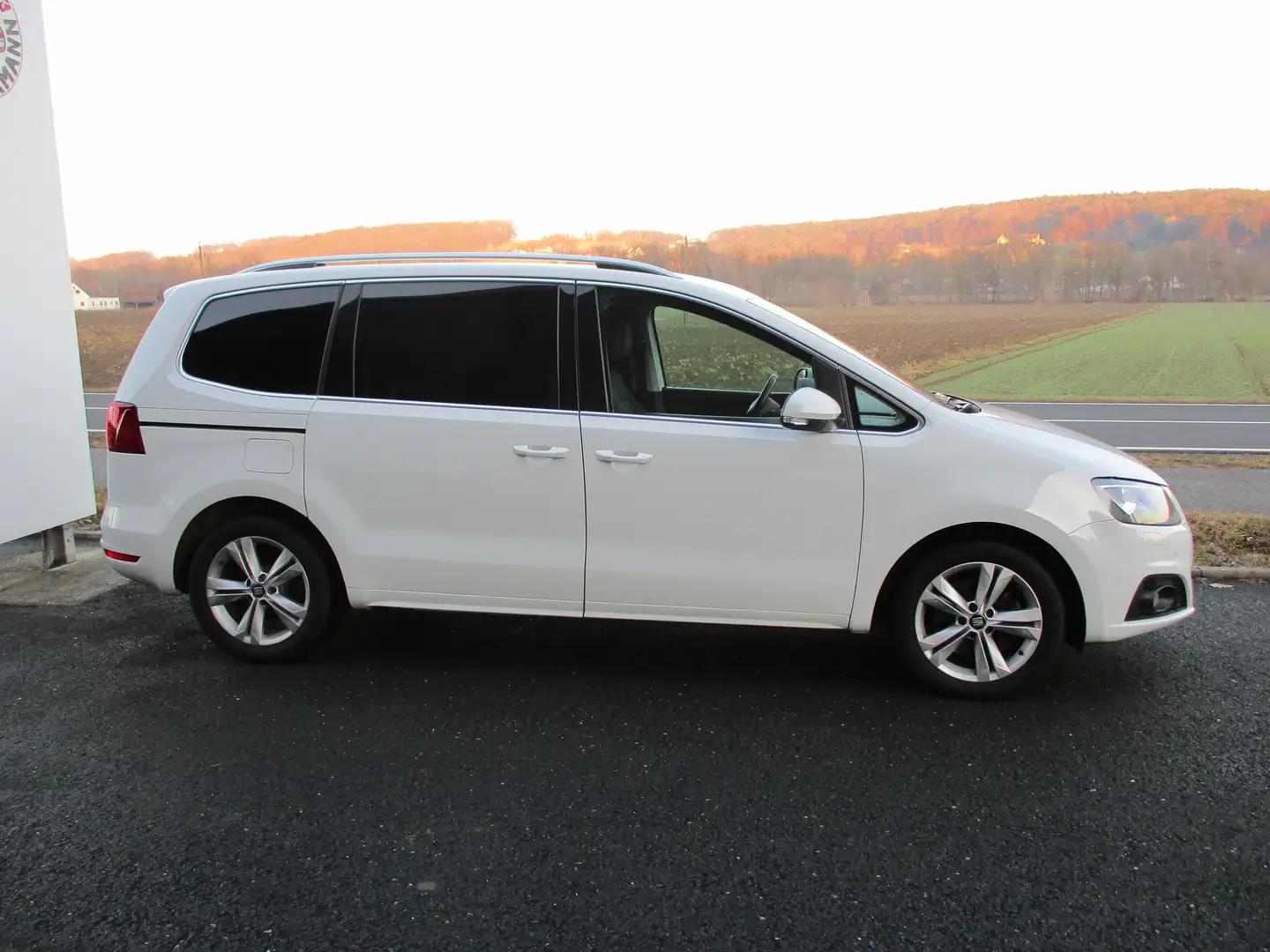 SEAT Alhambra Xcellence AHR RFK Spurhalte Weiß - 2
