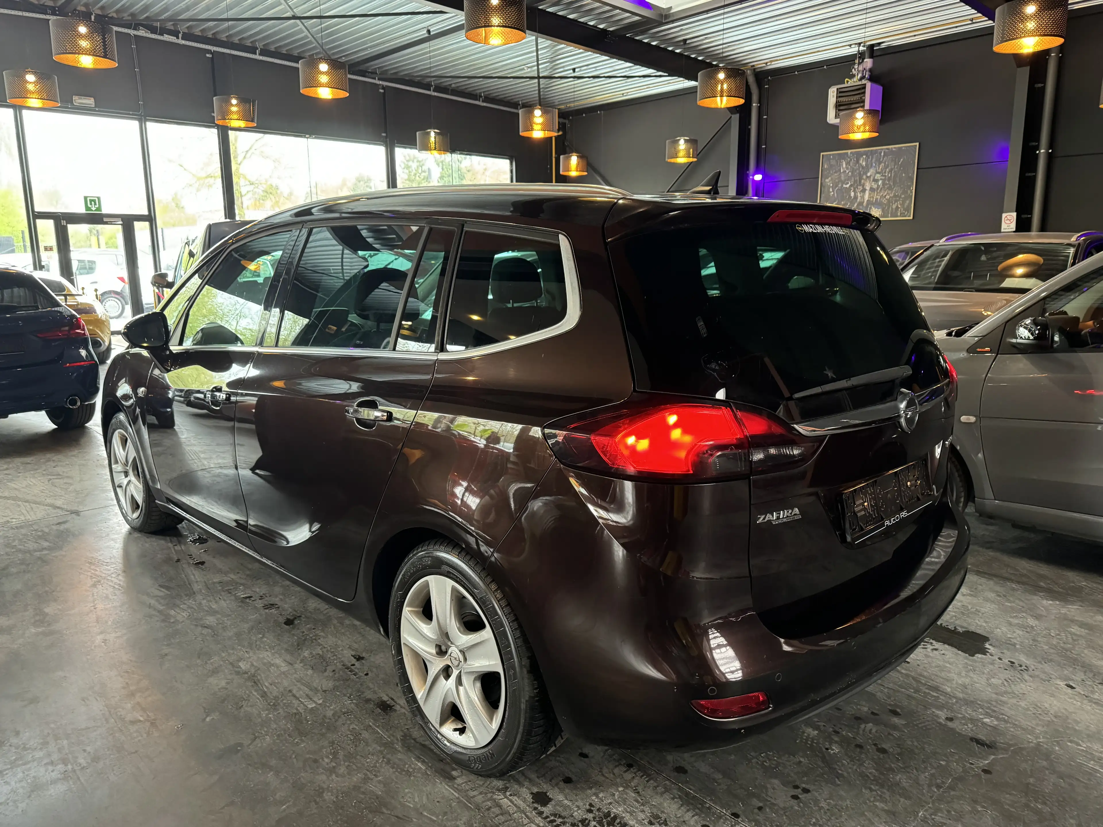 Opel Zafira Tourer 1.4 Turbo AUTOMATIQUE - LIM/REG - A/C - NAV - CAM — photo 6