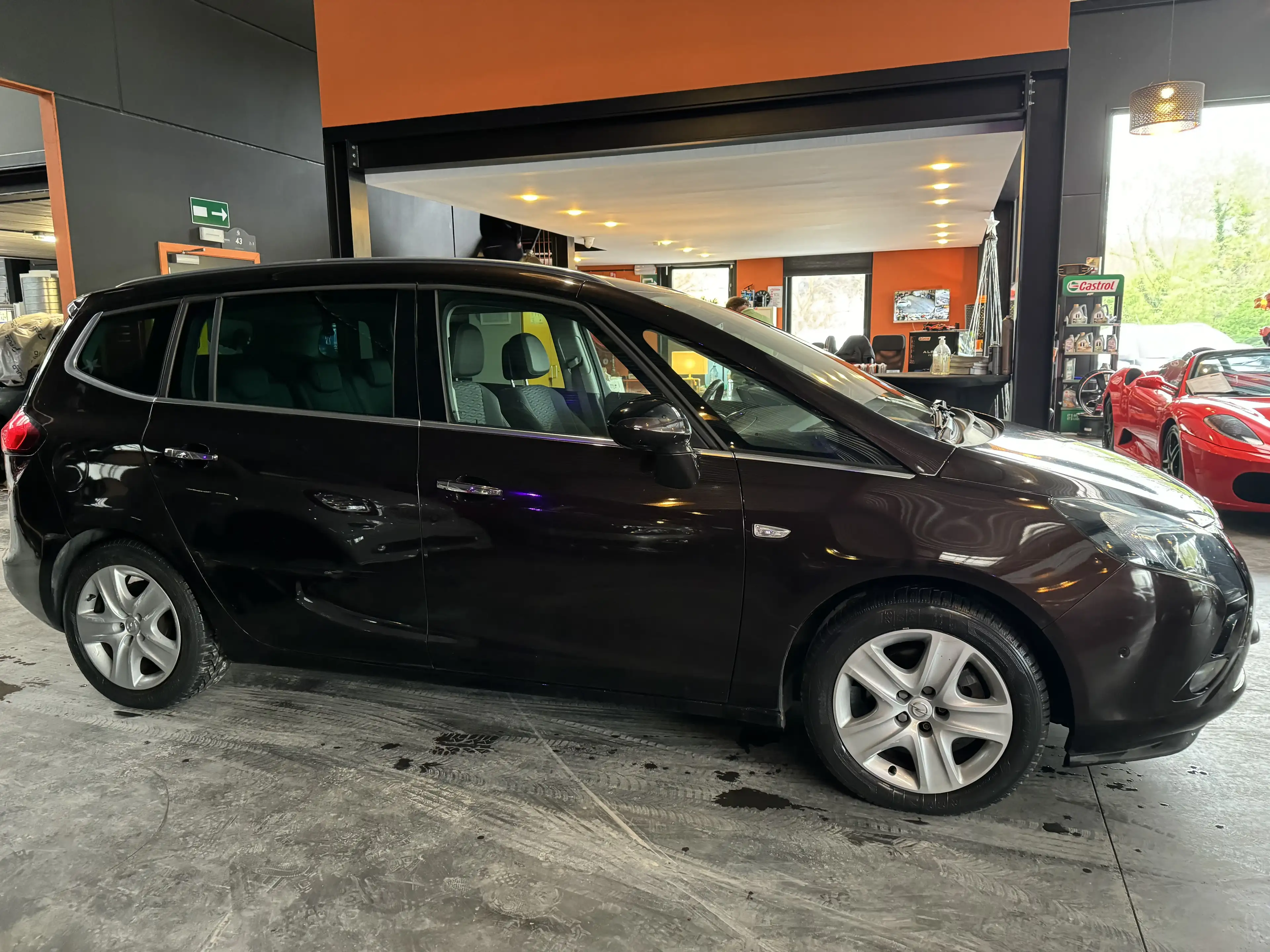 Opel Zafira Tourer 1.4 Turbo AUTOMATIQUE - LIM/REG - A/C - NAV - CAM — photo 10
