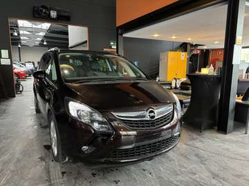 1.4 Turbo AUTOMATIQUE - LIM/REG - A/C - NAV - CAM