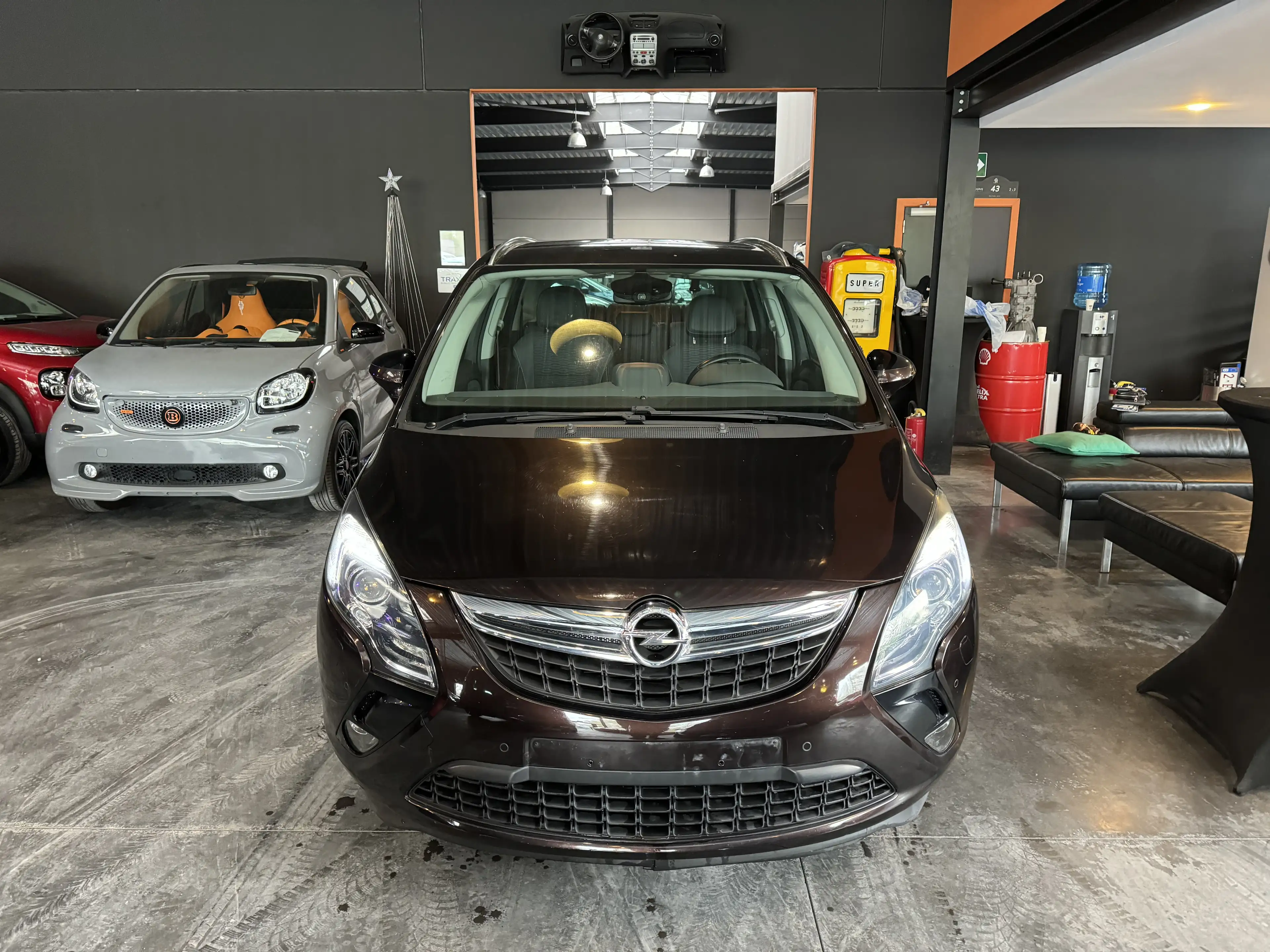 Opel Zafira Tourer 1.4 Turbo AUTOMATIQUE - LIM/REG - A/C - NAV - CAM — photo 3