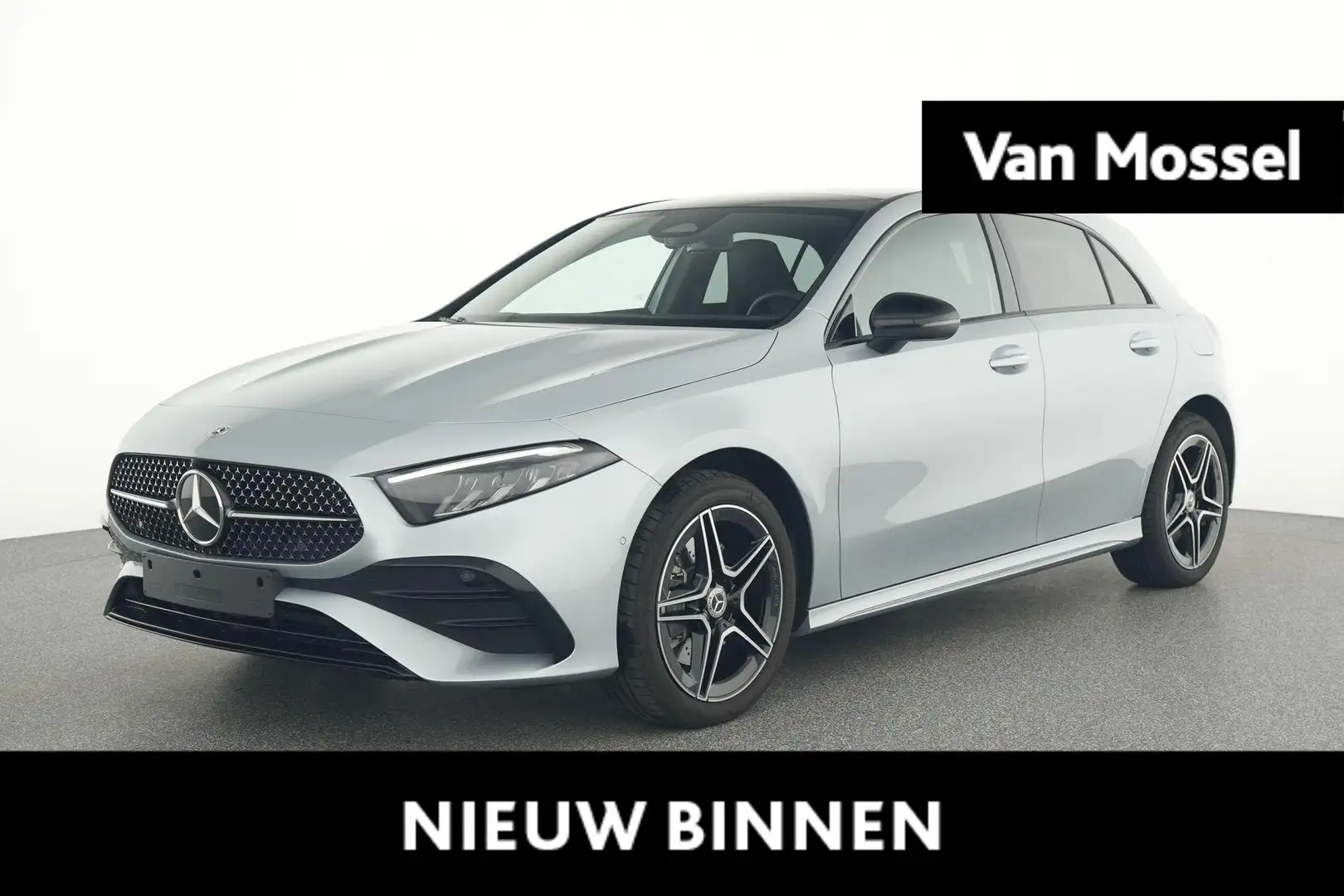 Mercedes-Benz A 250 e AMG Line + PANO DAK + NIGHTPAKKET + CARPLAY + Zilver - 1