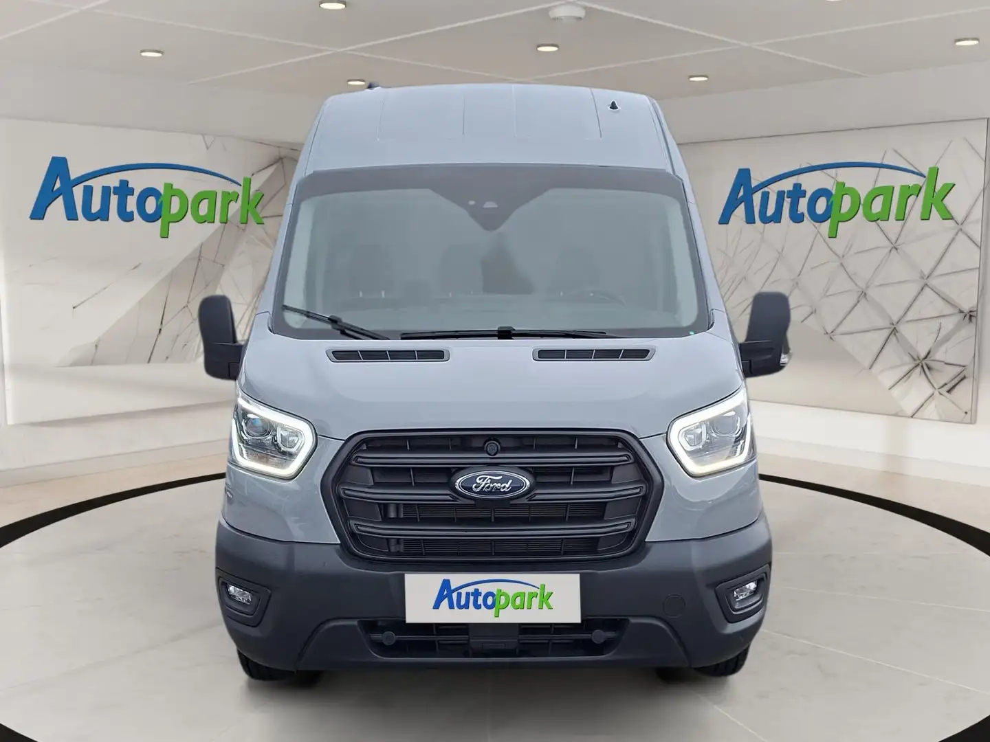 Ford Transit Trend 350 L3 H2 Grau - 2
