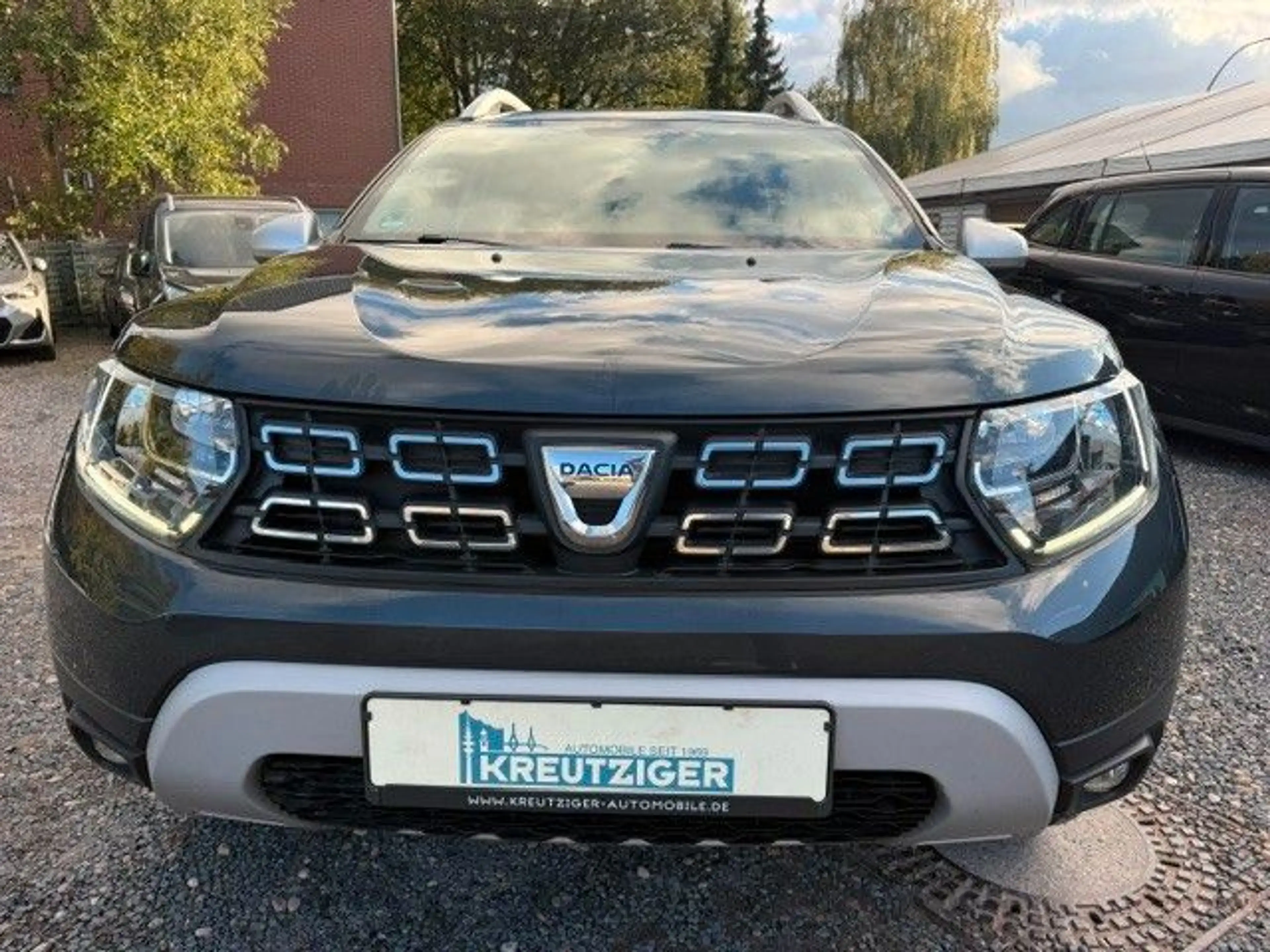 Dacia Duster II Prestige 4WD --Allrad/Navi-- — photo 2