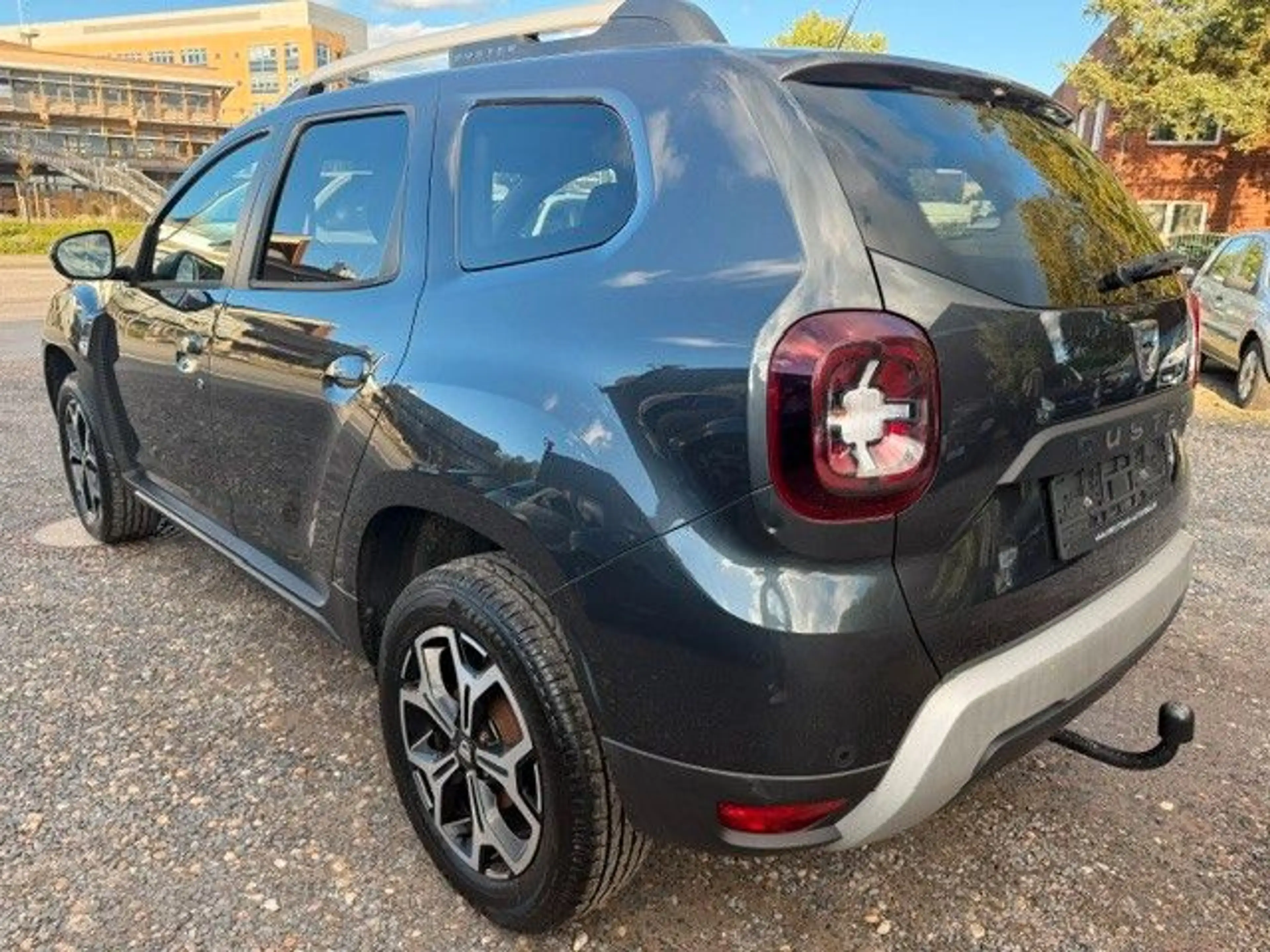 Dacia Duster II Prestige 4WD --Allrad/Navi-- — photo 6