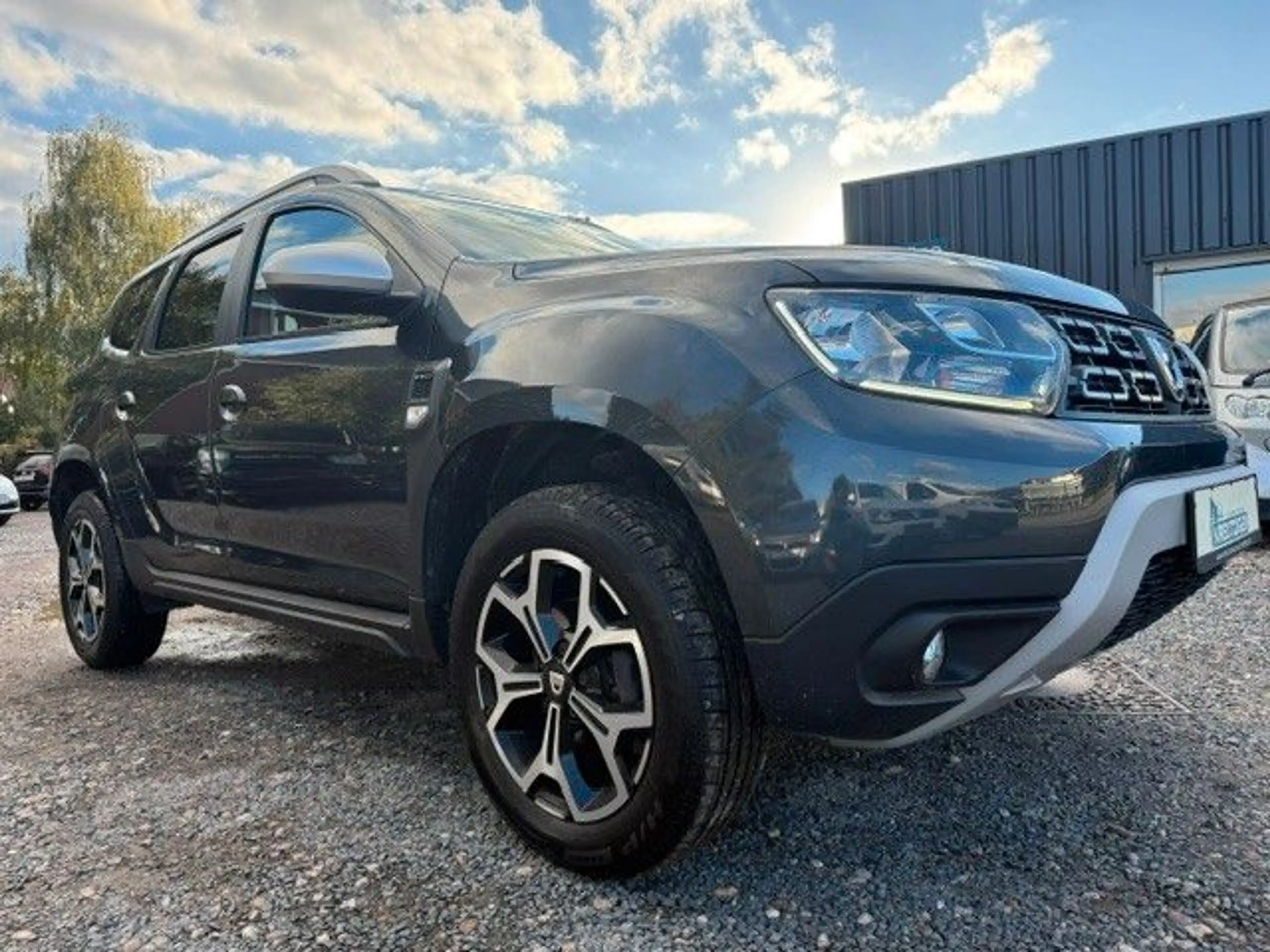 Dacia Duster II Prestige 4WD --Allrad/Navi-- — photo 3