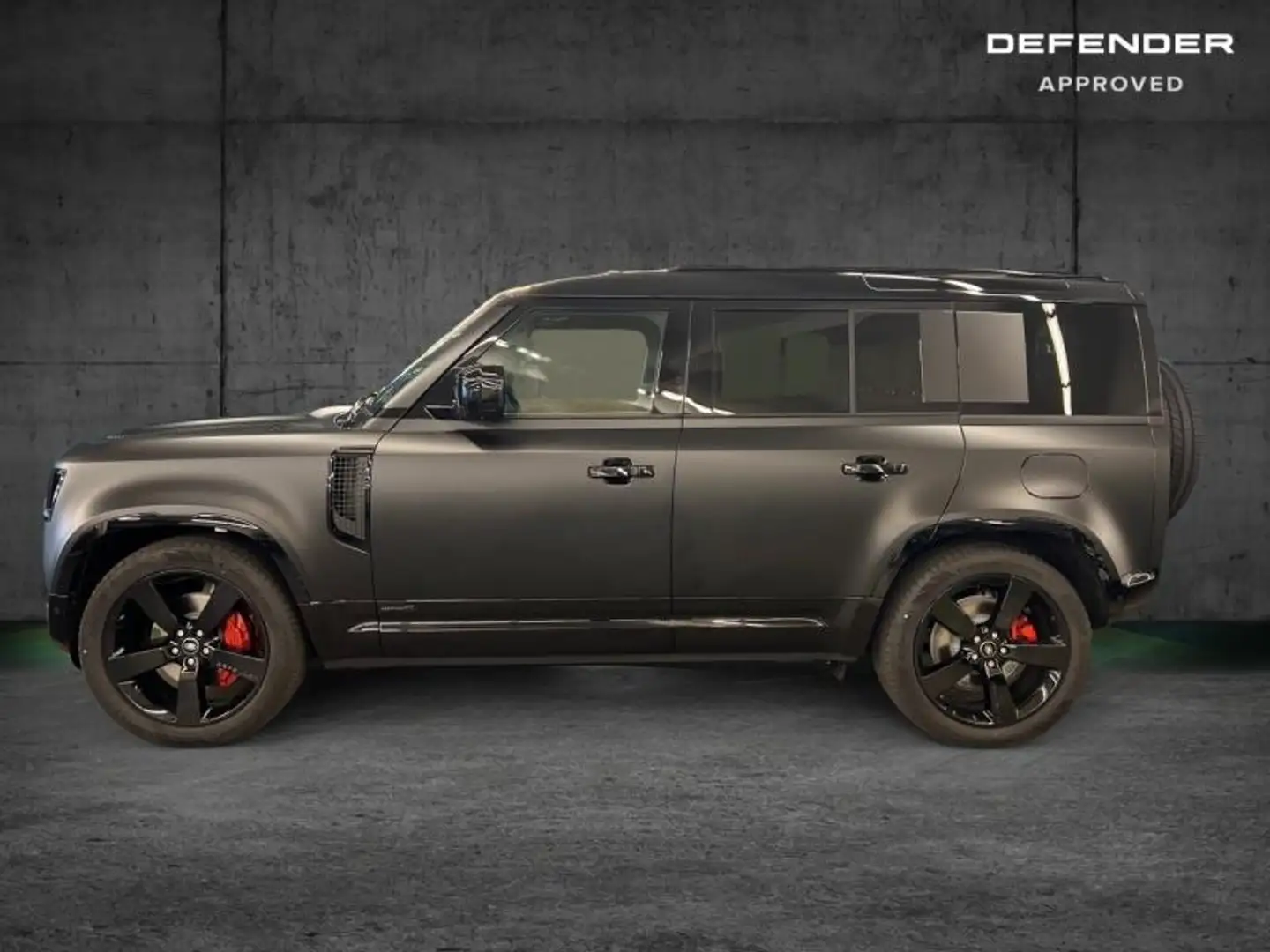 Land Rover Defender 110 2.0 P300e X Noir - 2
