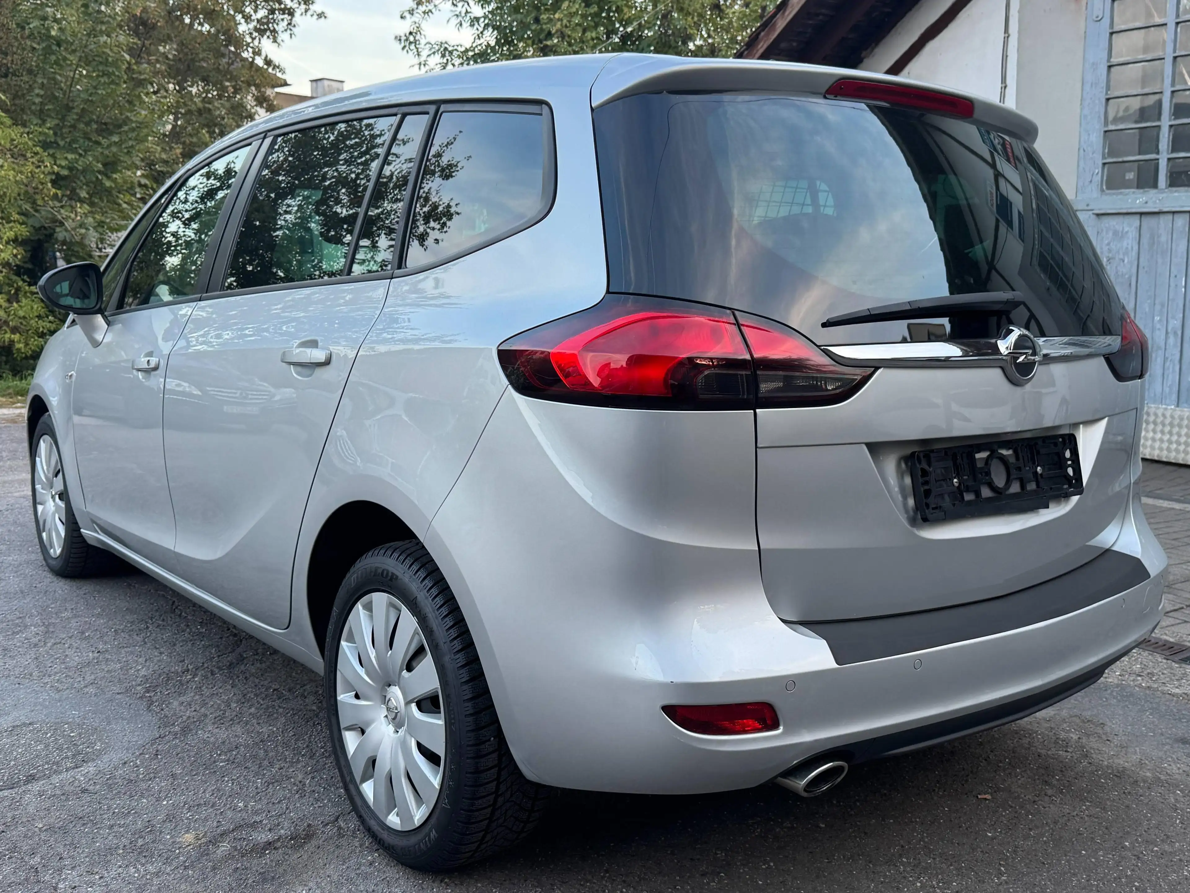 Opel Zafira Tourer 2,0 CDTI,Automatik,1.Hand,TÜV:Neu,PDC,8-fach Bereift.... — photo 4