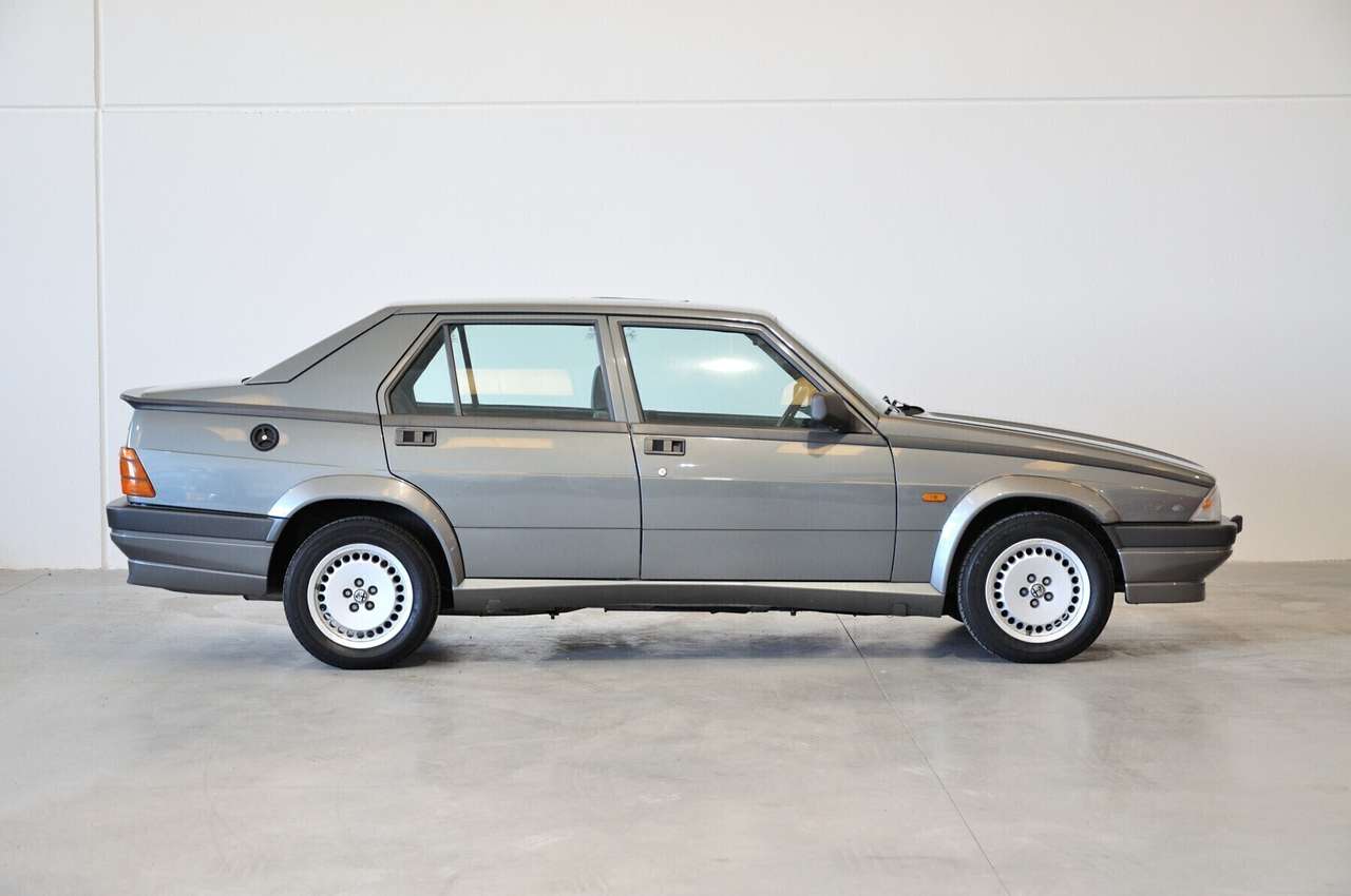 Alfa Romeo 75 2.0i Twin Spark clima 1a serie ASI