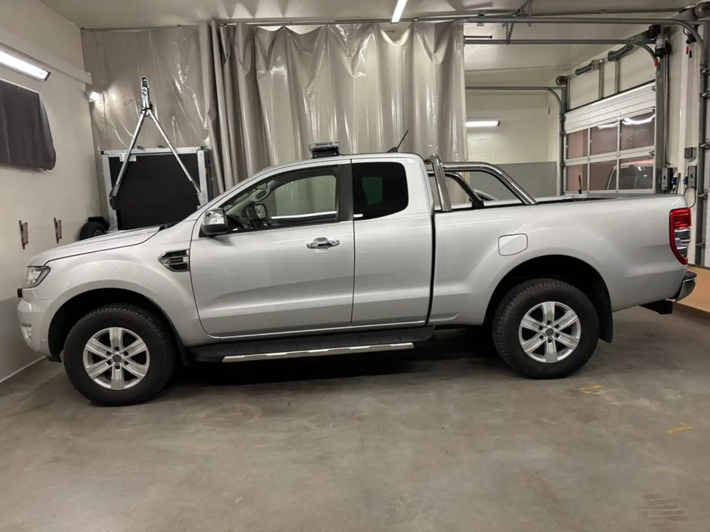 Ford Ranger Ranger Doppelkabine Limited 4x4 2,0 EcoBlue Aut. Limited Grau - 1