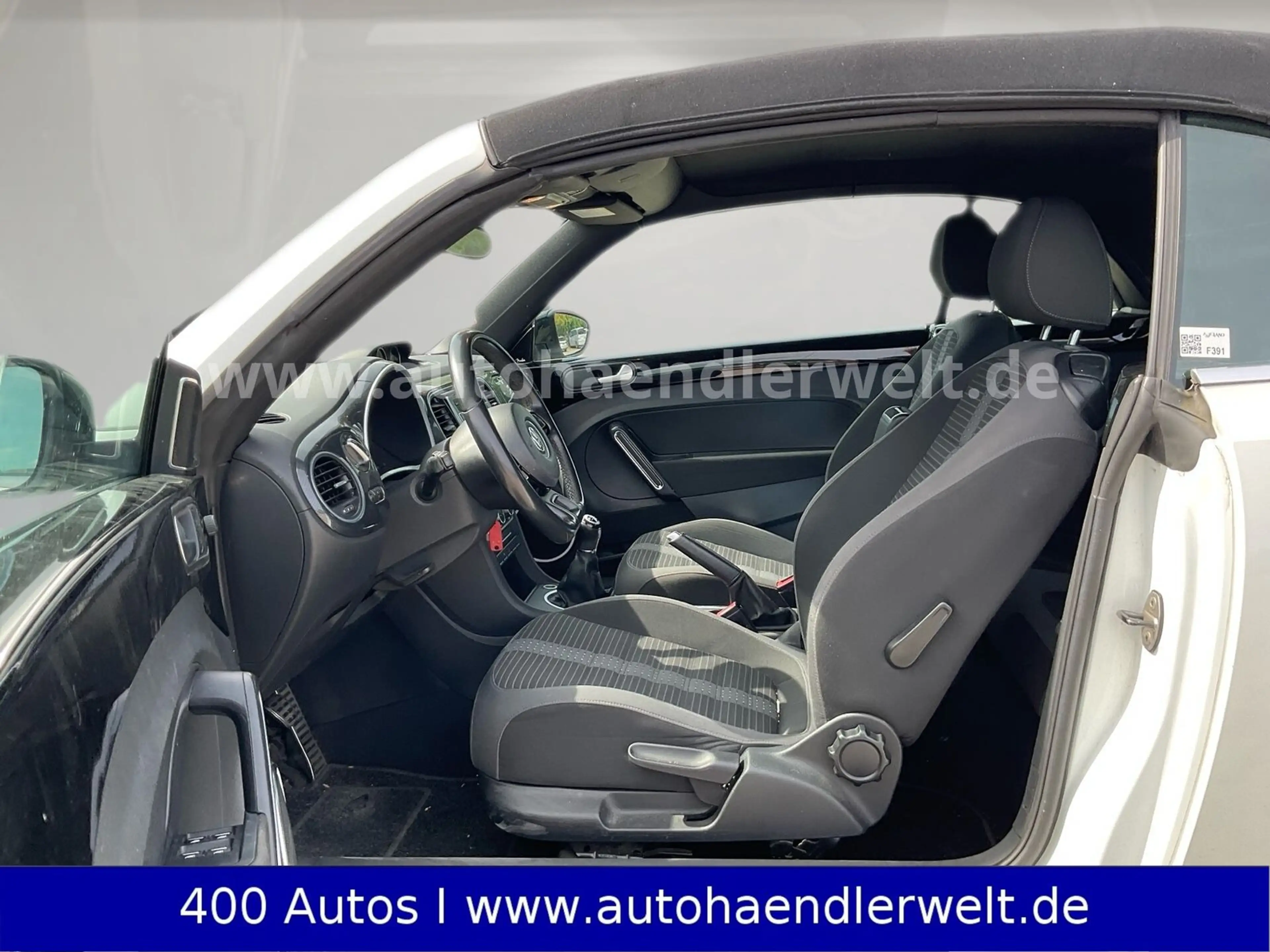 Volkswagen Beetle Cabriolet  1.4 TSI Sport Fender — photo 9