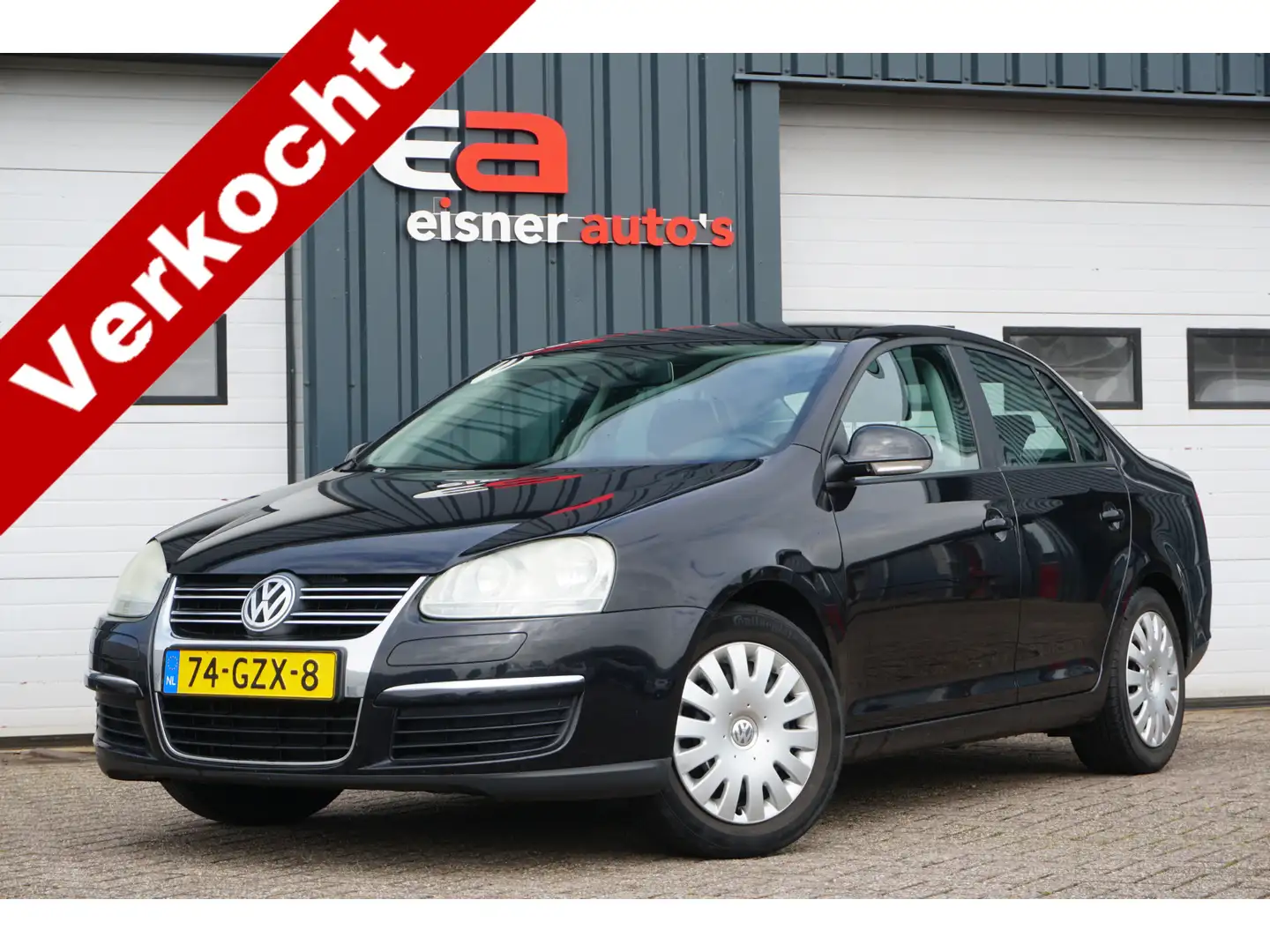 Volkswagen Jetta 1.6 NL AUTO DEALEROND. | AIRCO | CRUISE | TREKHAAK Zwart - 1