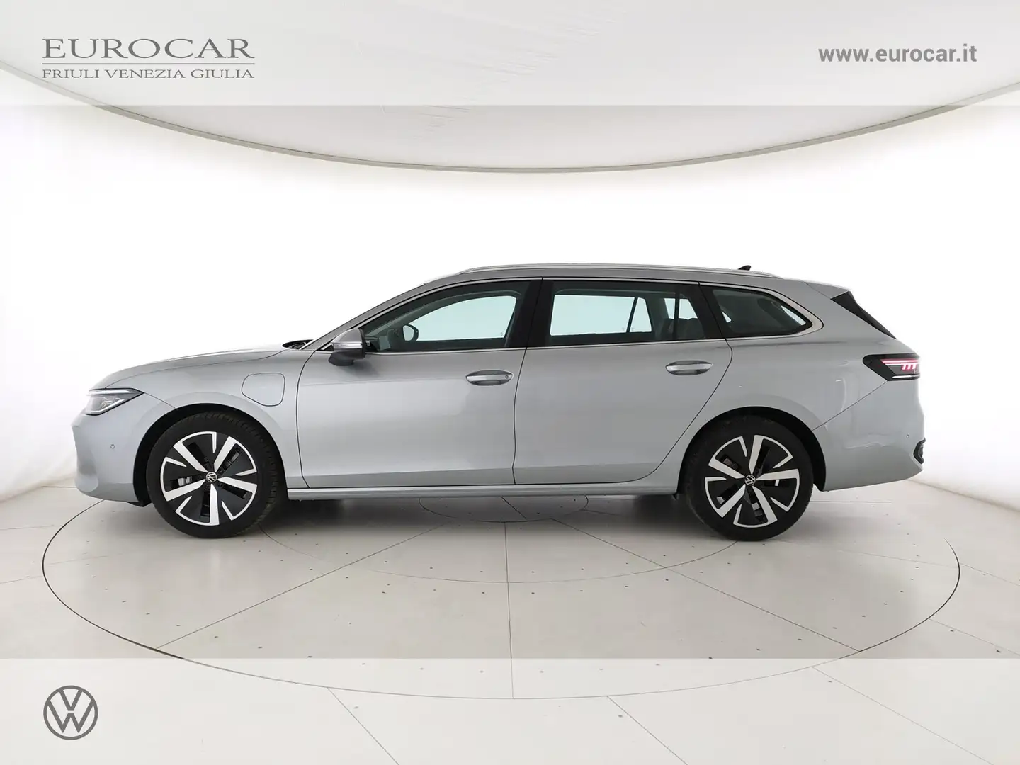 Volkswagen Passat Variant 1.5 tsi ehybrid business 204cv dsg Grigio - 2