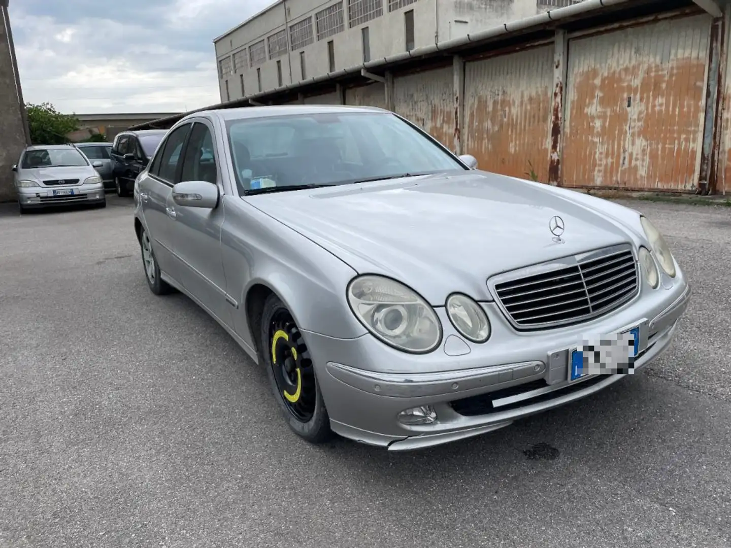 Mercedes-Benz E 270 CDI cat Avantgarde Plateado - 1