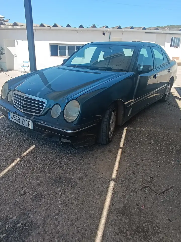 Mercedes-Benz E 220 CDI Elegance, foto 2