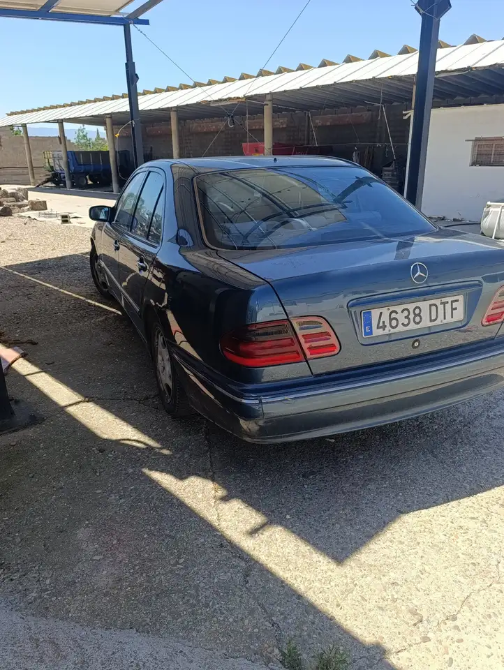 Mercedes-Benz E 220 CDI Elegance, foto 3