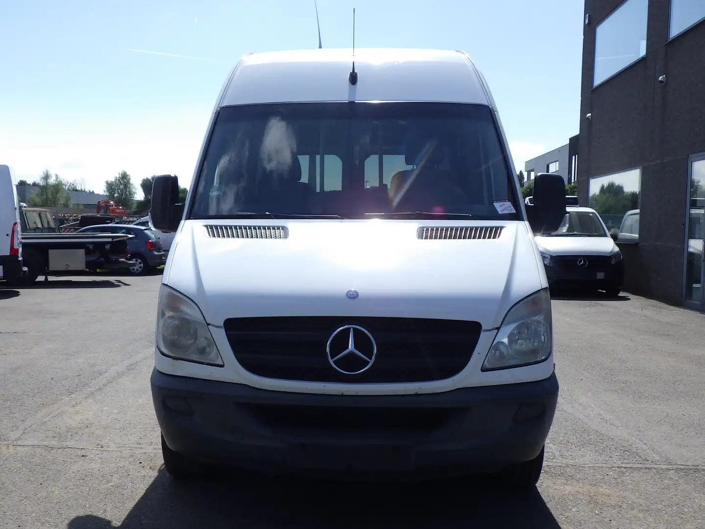 Mercedes-Benz Sprinter 311 CDI minibus (Stock ID 65274) Alb - 1