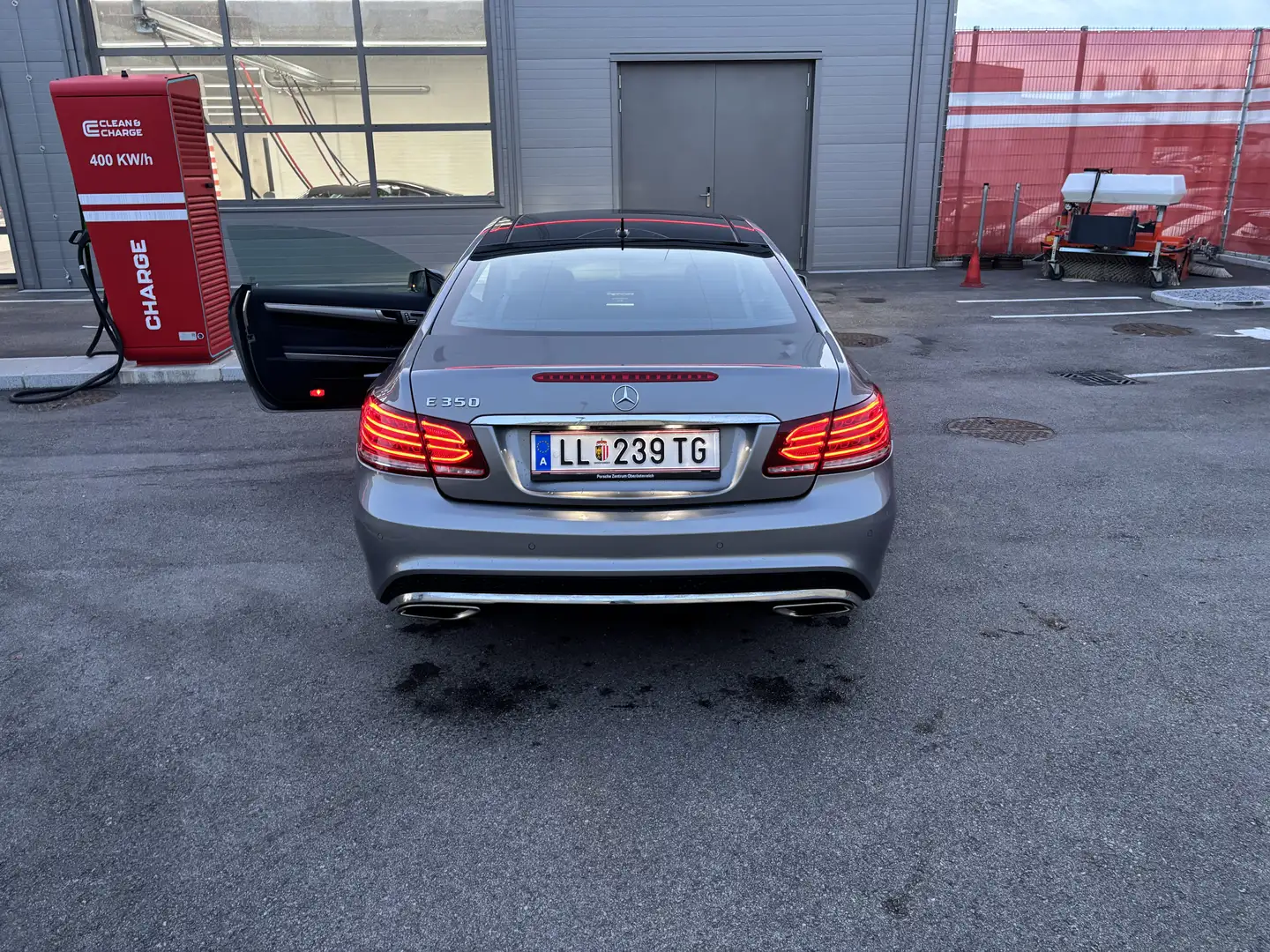 Mercedes-Benz E 350 BlueTEC Aut. Silber - 2