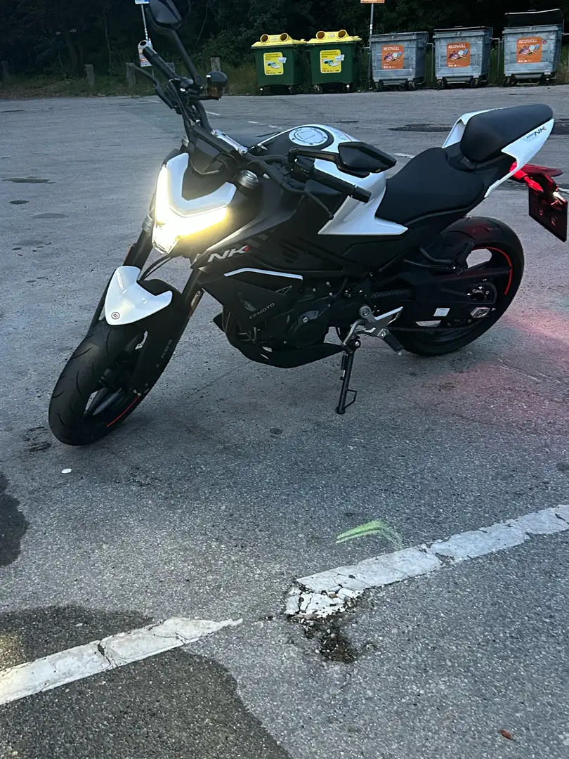 CFMOTO 400 NK CFMOTO 450 NK Білий - 1