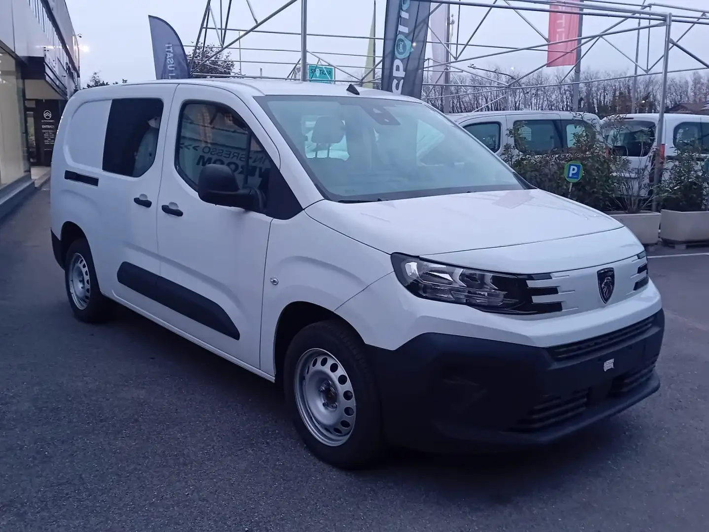 Peugeot Partner BlueHDi 100 S&S PL-DC Doppia Cabina Mobile Bianco - 2