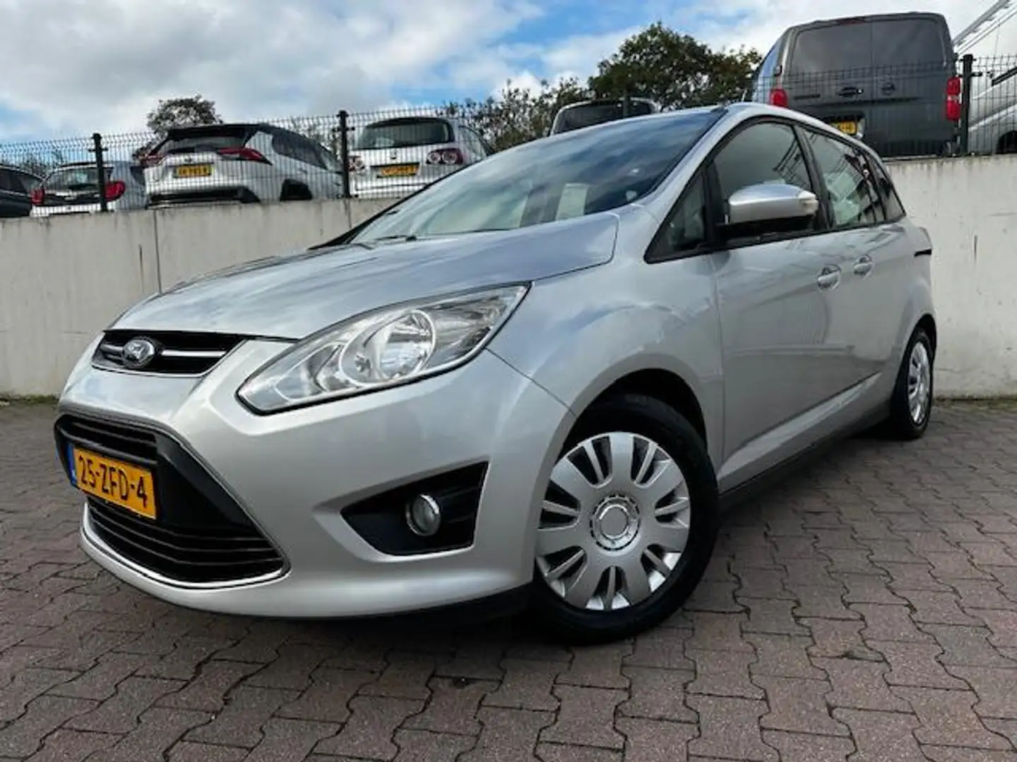 Ford Grand C-Max 1.6 EcoBoost Trend/150 PK/NAVI/CRUISE/PDC/APK 11-2 Gris - 2