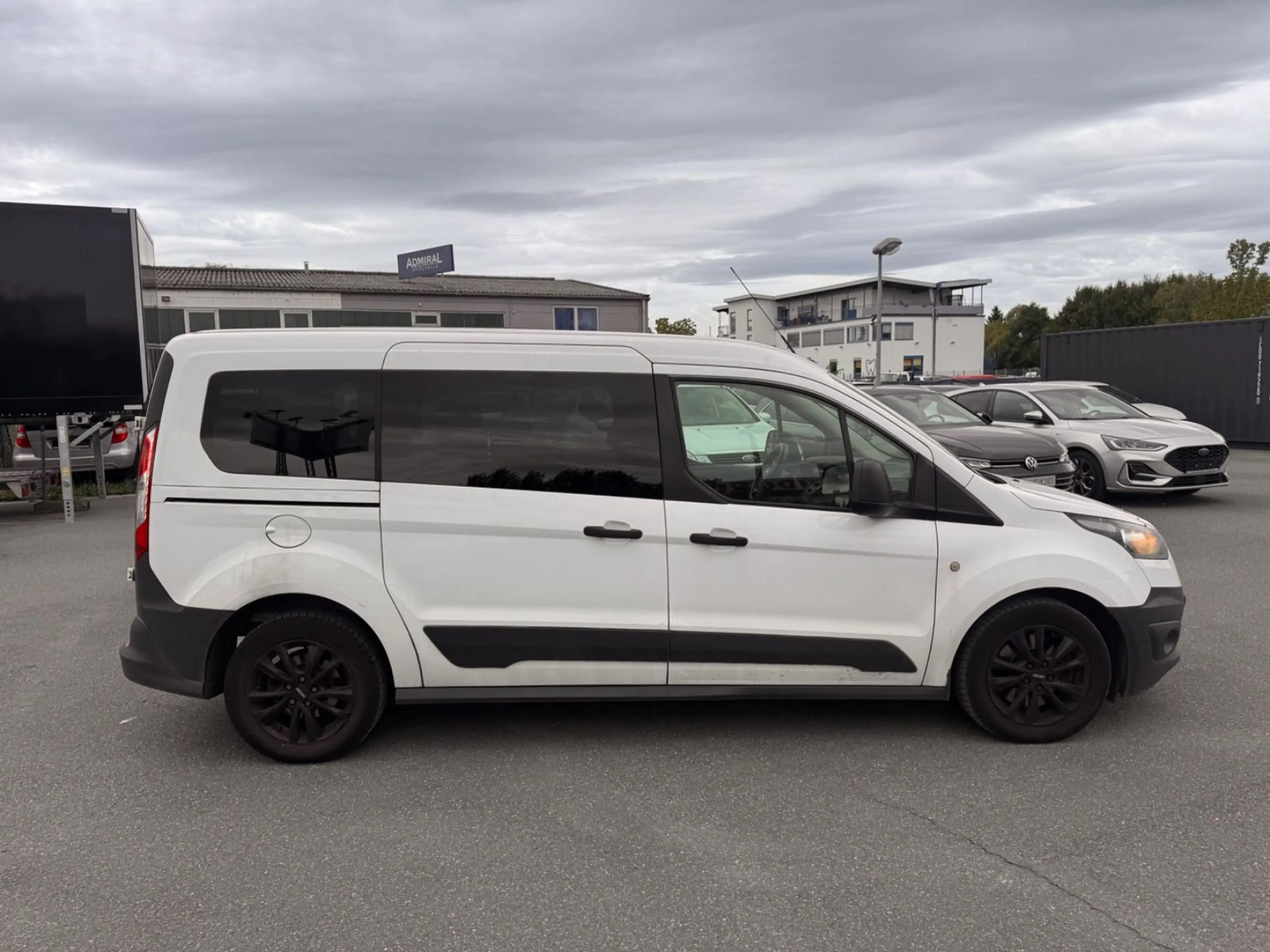 Ford Transit Connect Lang Klima-5 Sitzer-Euro5 — photo 4