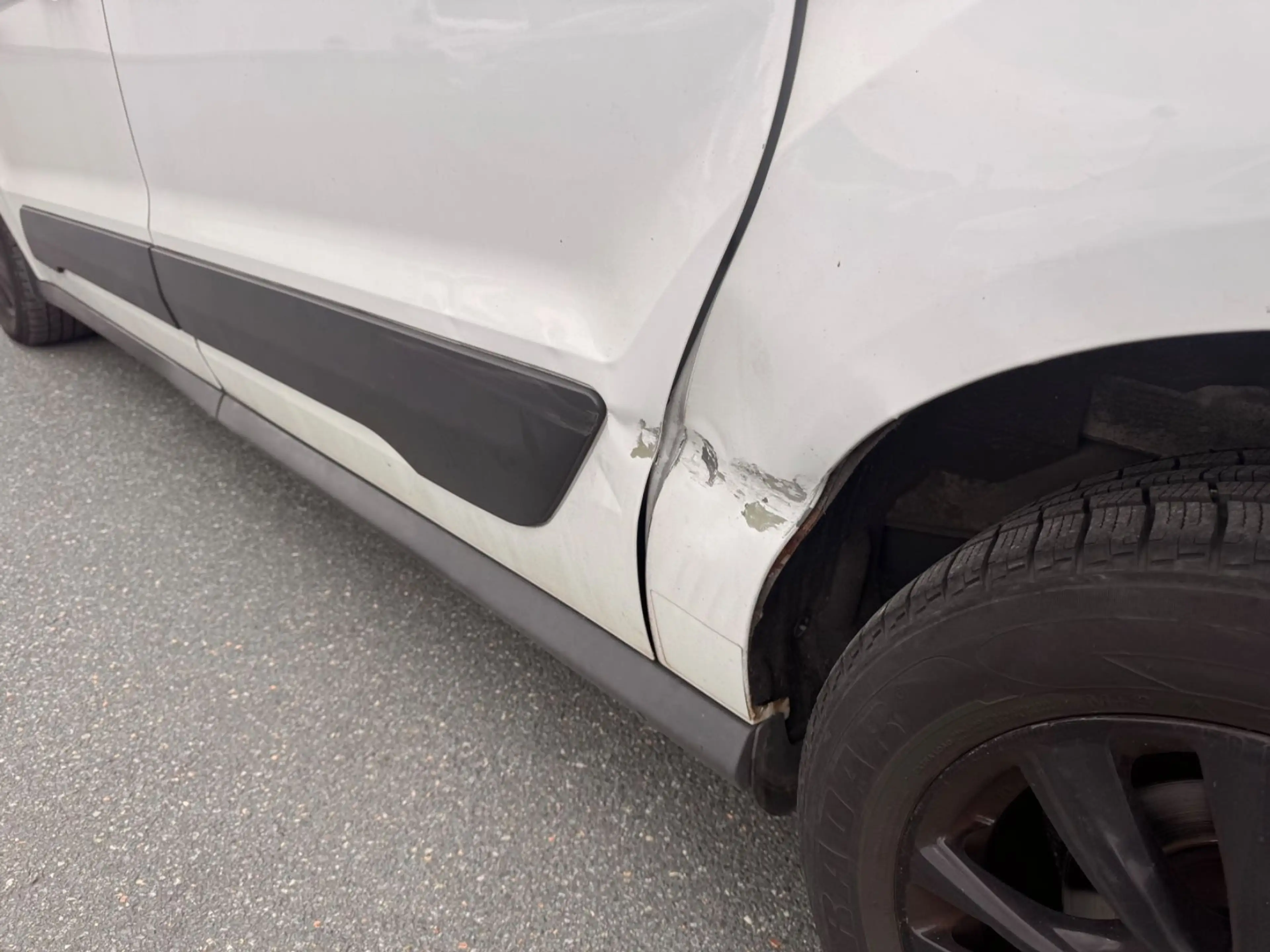 Ford Transit Connect Lang Klima-5 Sitzer-Euro5 — photo 7