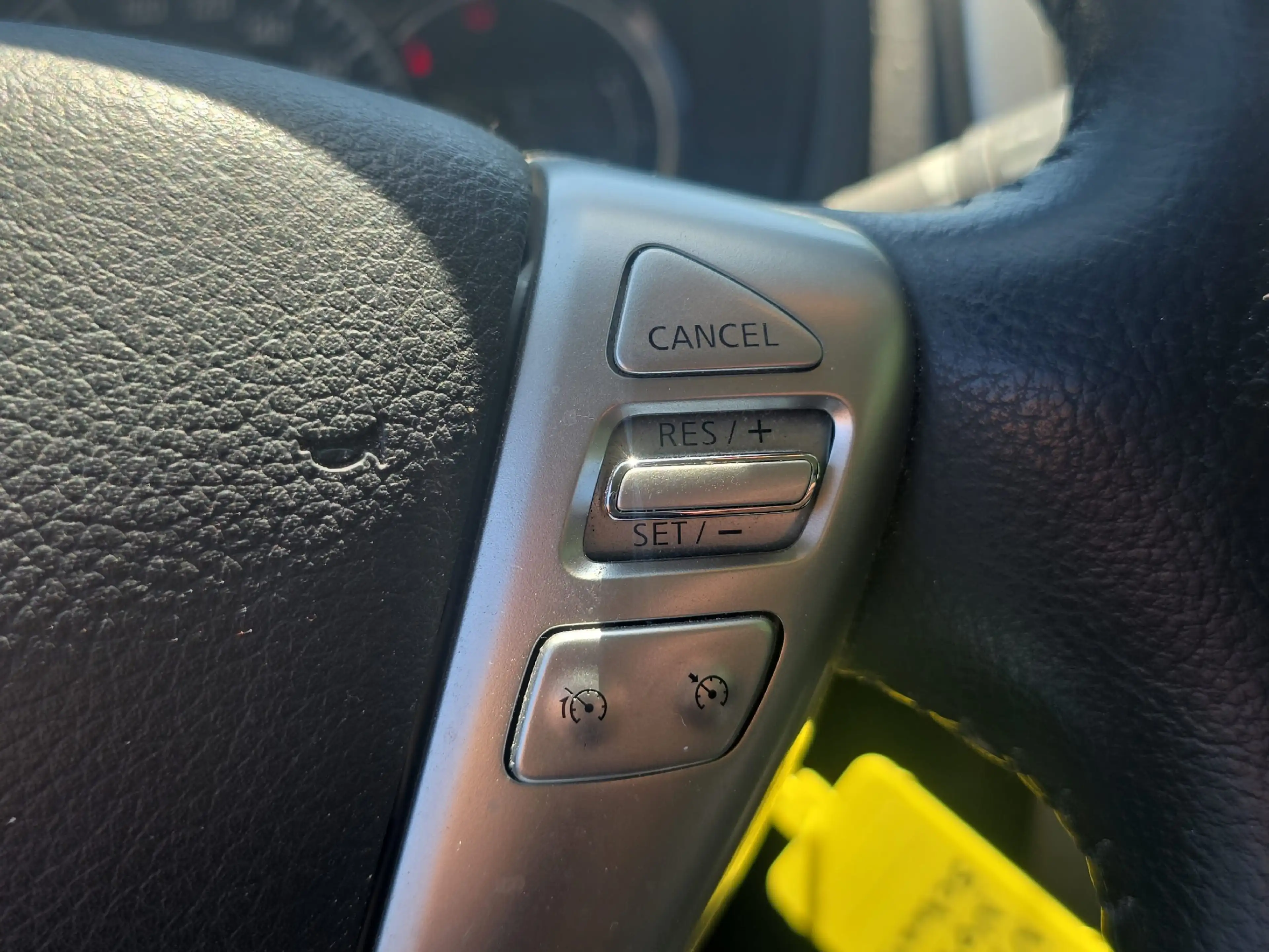 Nissan Note 1.2 Acenta KLIMAAUTOMATIK**LM-RÄDER**USB — photo 13