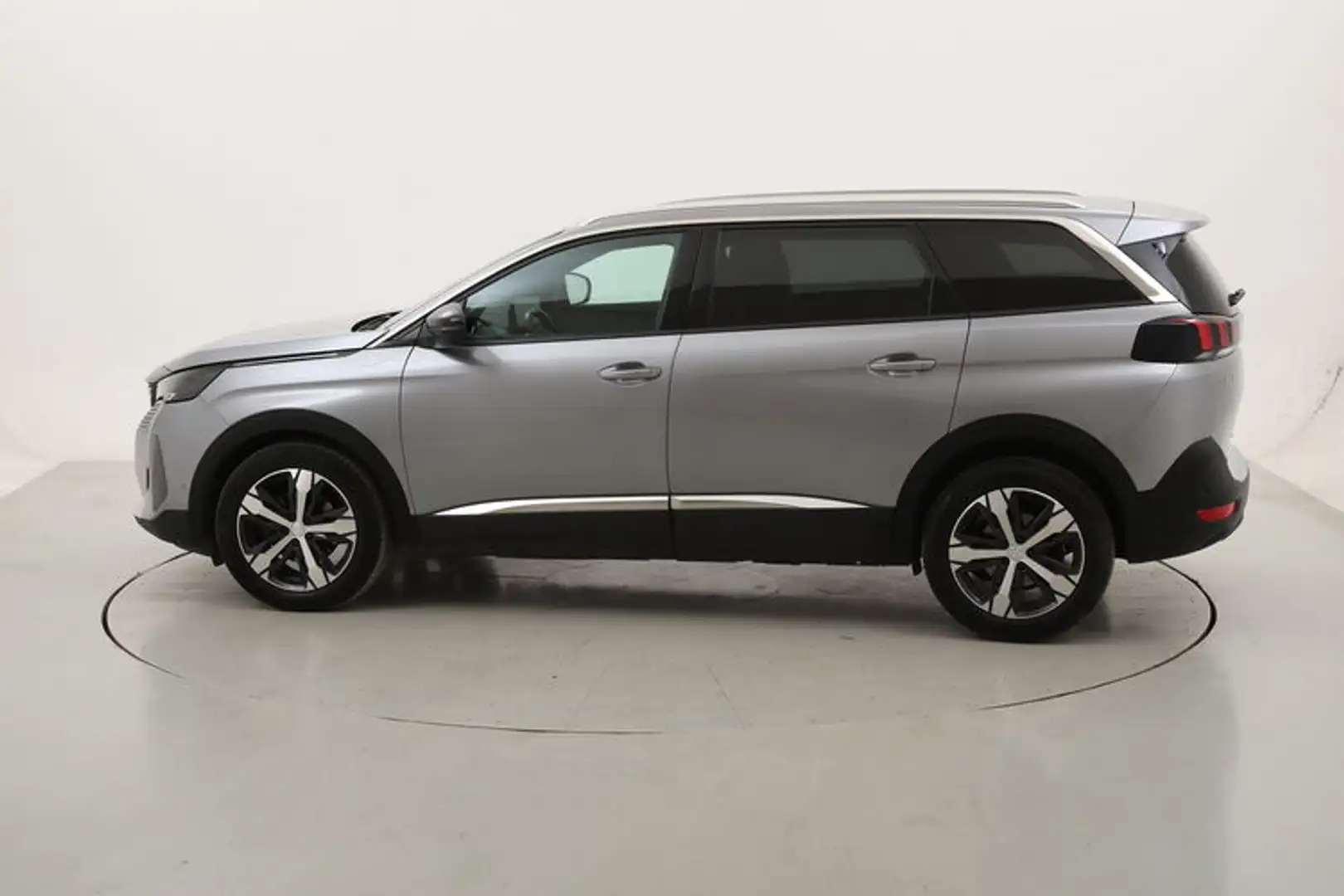 Peugeot 5008 Allure Pack EAT8 - 7 POSTI 1.5 Diesel 131CV Argento - 2