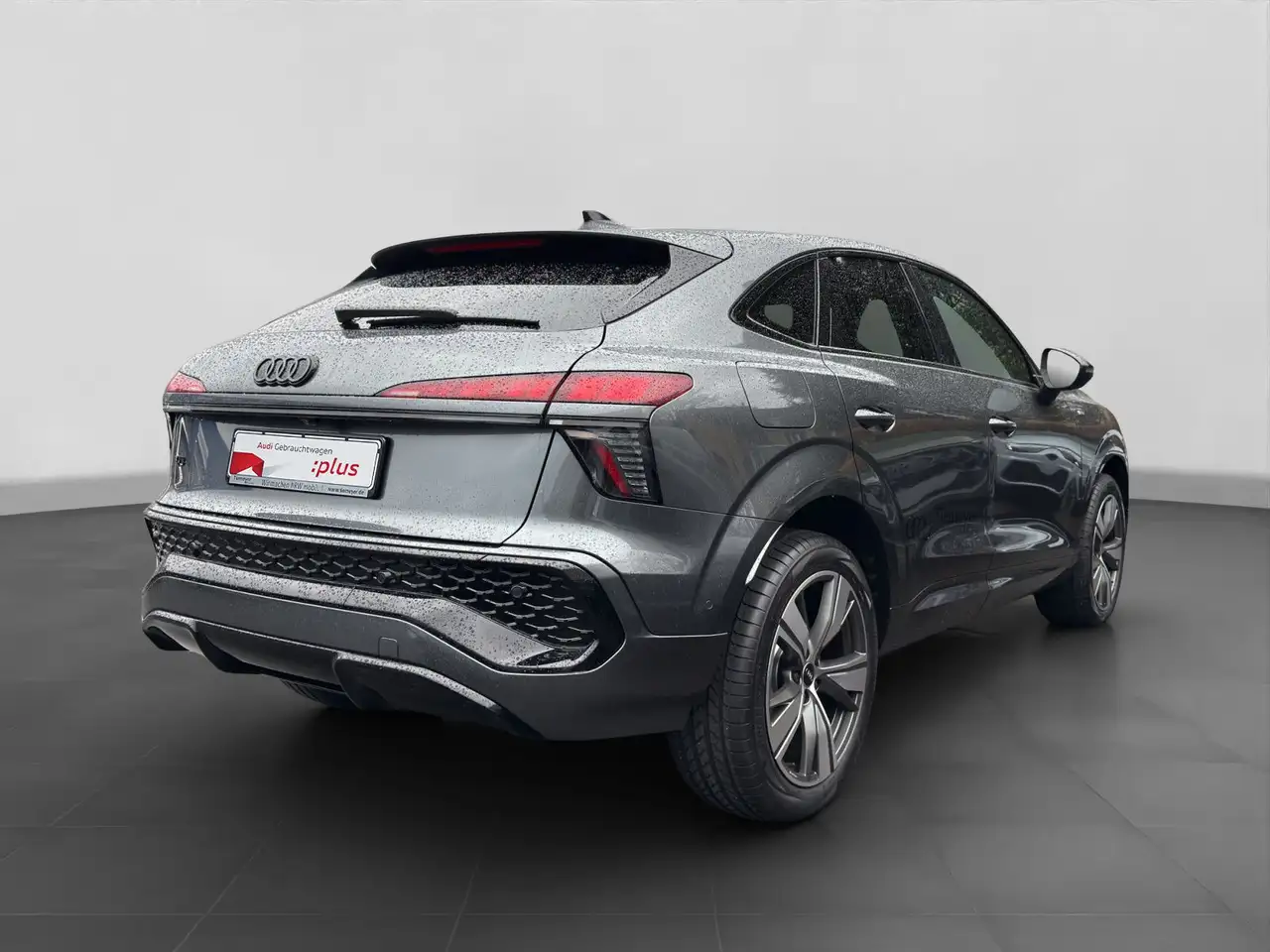 Audi Q3, фото 1