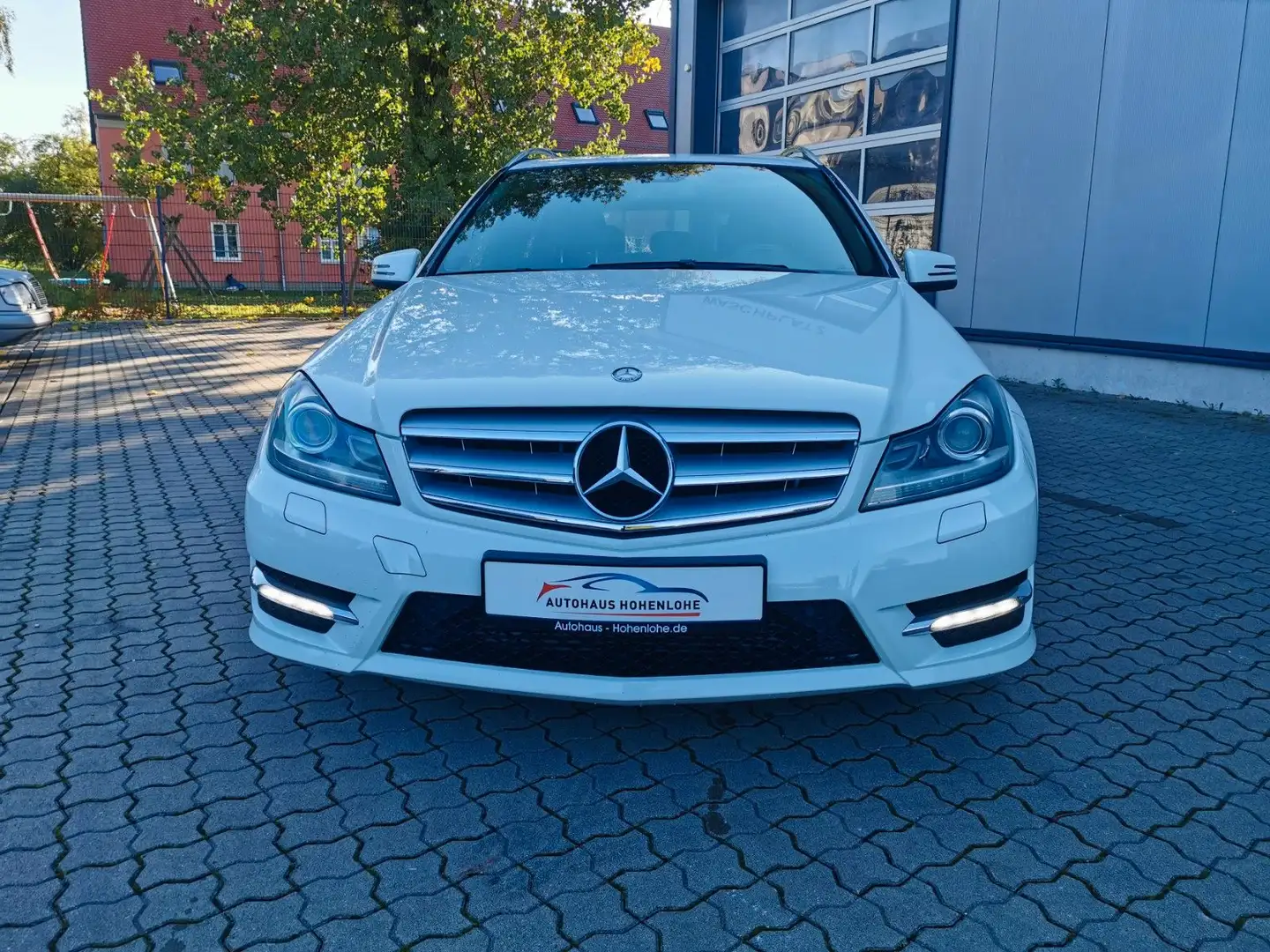Mercedes-Benz C 250 T CDI AMG NAVI STHZG BT BI XENON Weiß - 2