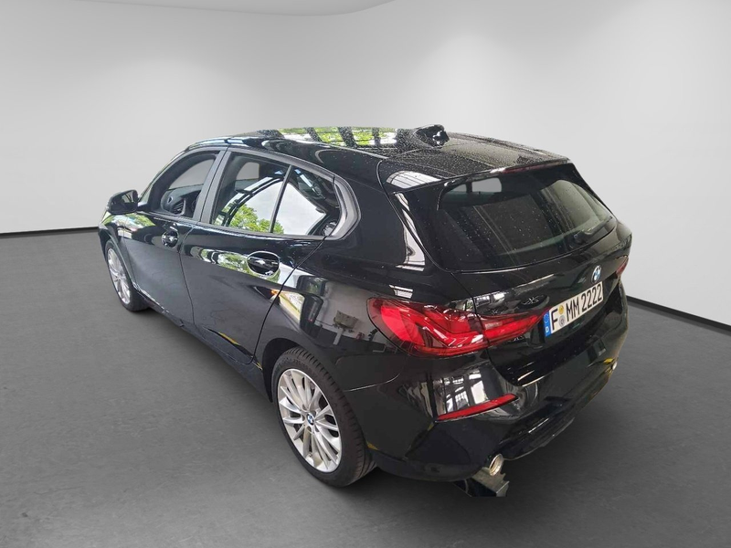 BMW 120 d Limousine Advantage LED Lane AUT PDC SHZ — photo 4