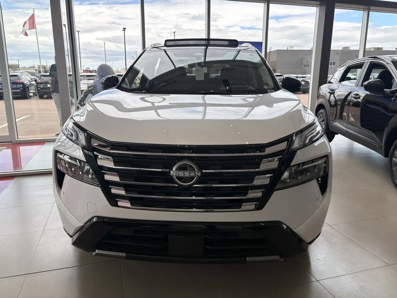 Nissan Rogue снимка Nissan Rogue
