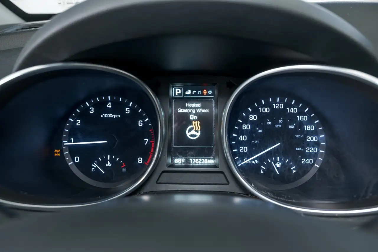 Hyundai SANTA FE снимка Hyundai SANTA FE