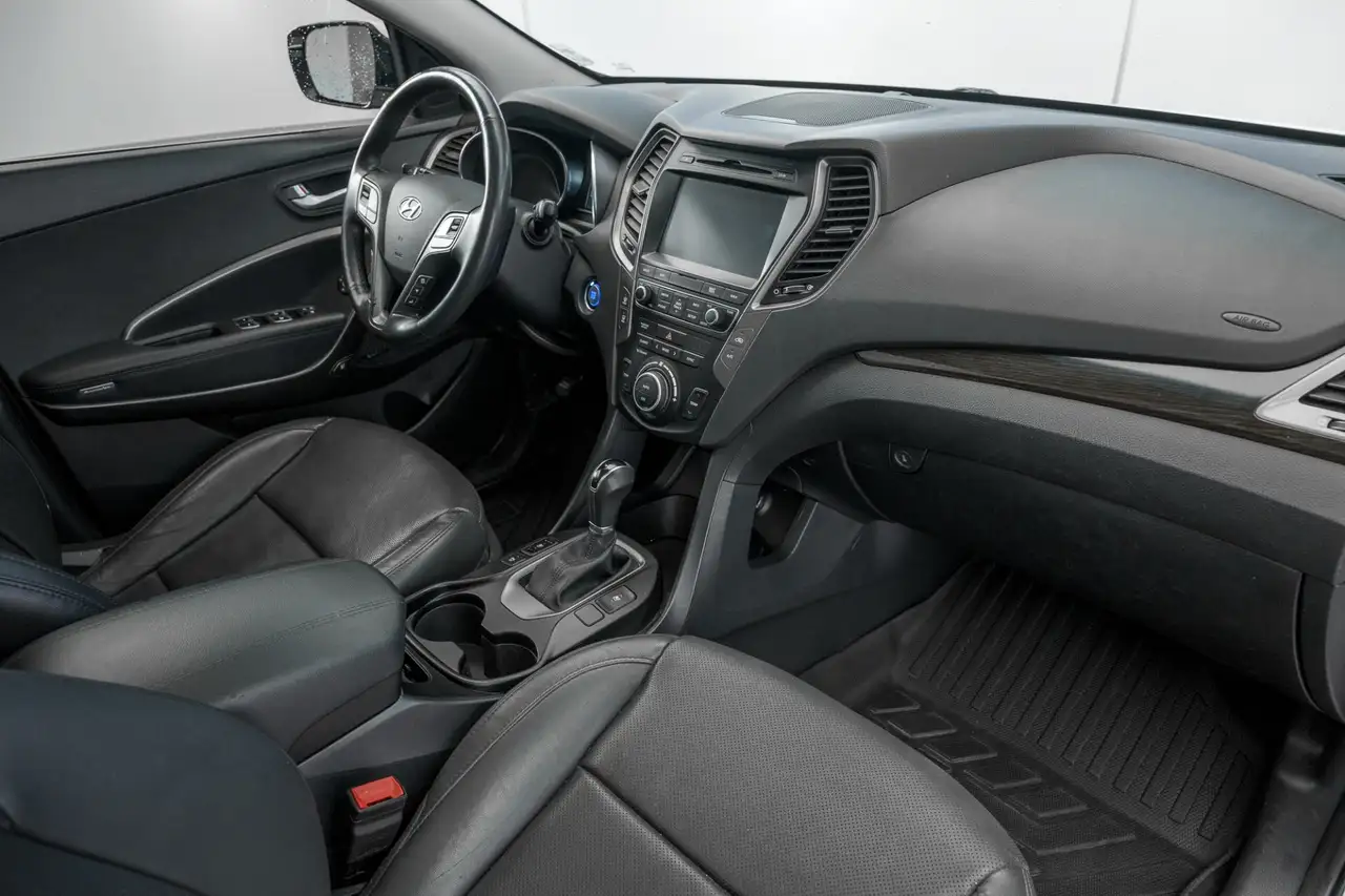 Hyundai SANTA FE снимка Hyundai SANTA FE