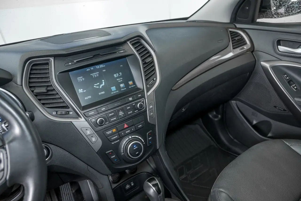 Hyundai SANTA FE снимка Hyundai SANTA FE