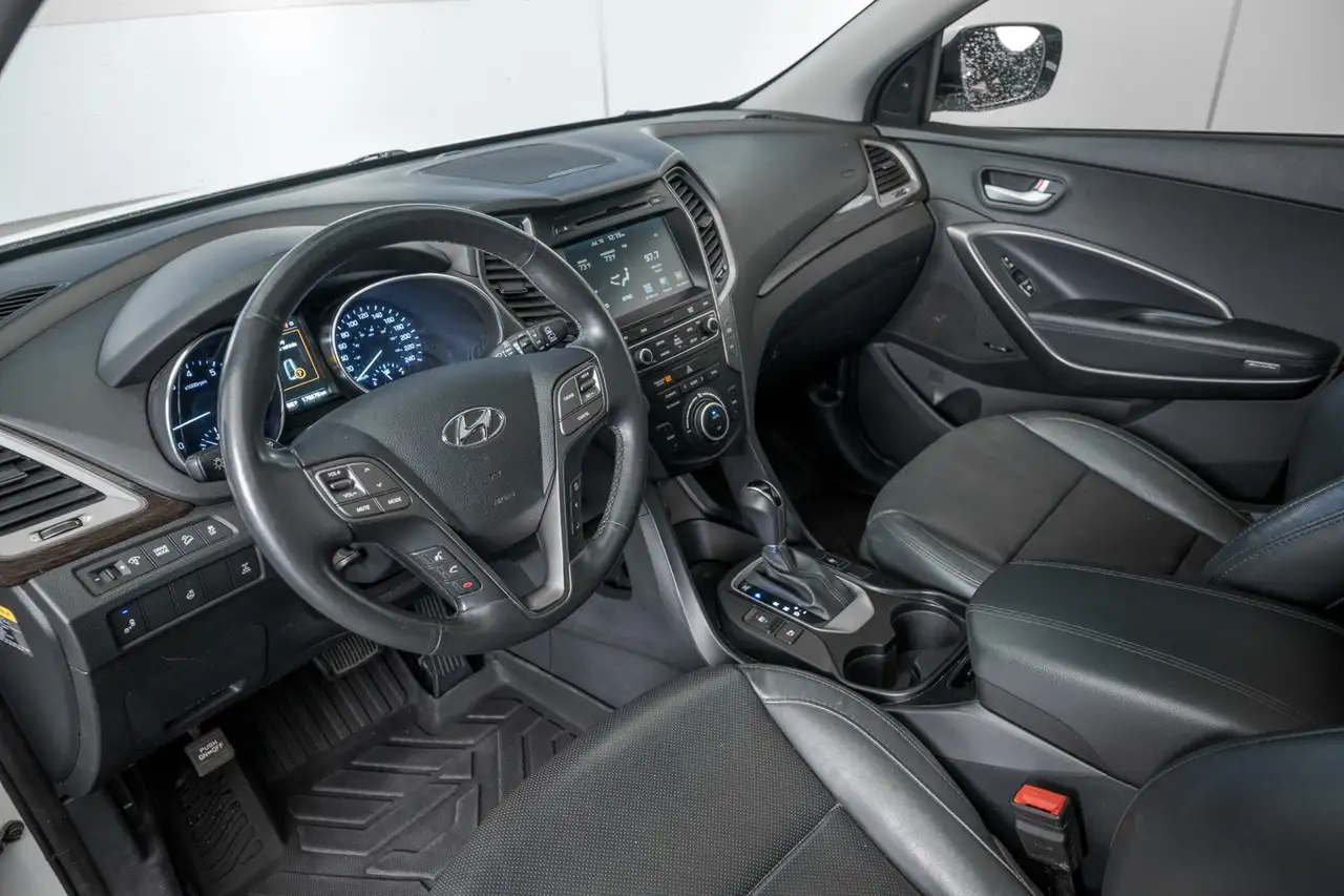 Hyundai SANTA FE снимка Hyundai SANTA FE