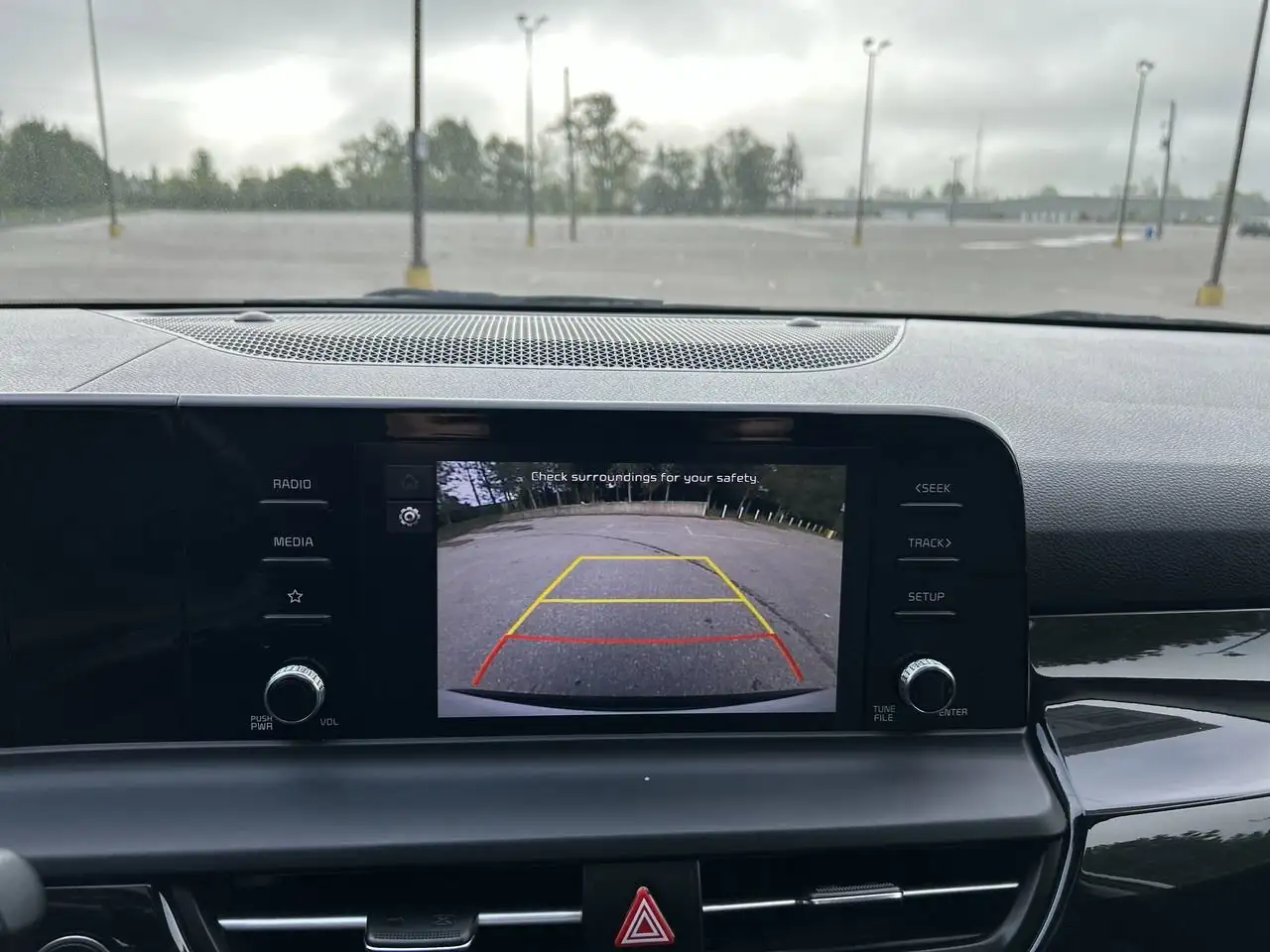 Kia Seltos снимка Kia Seltos