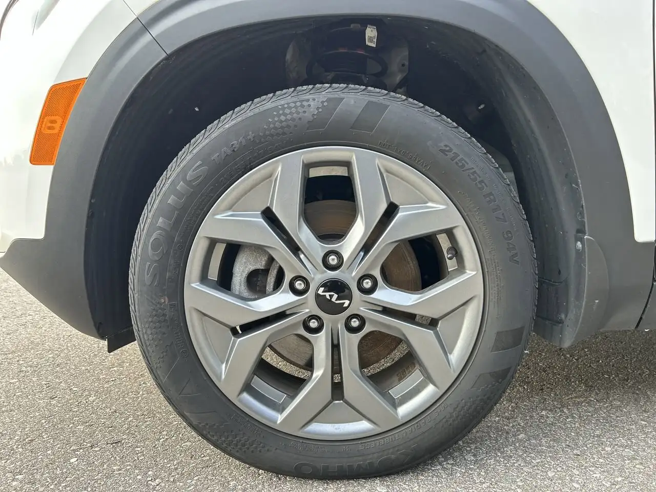 Kia Seltos снимка Kia Seltos