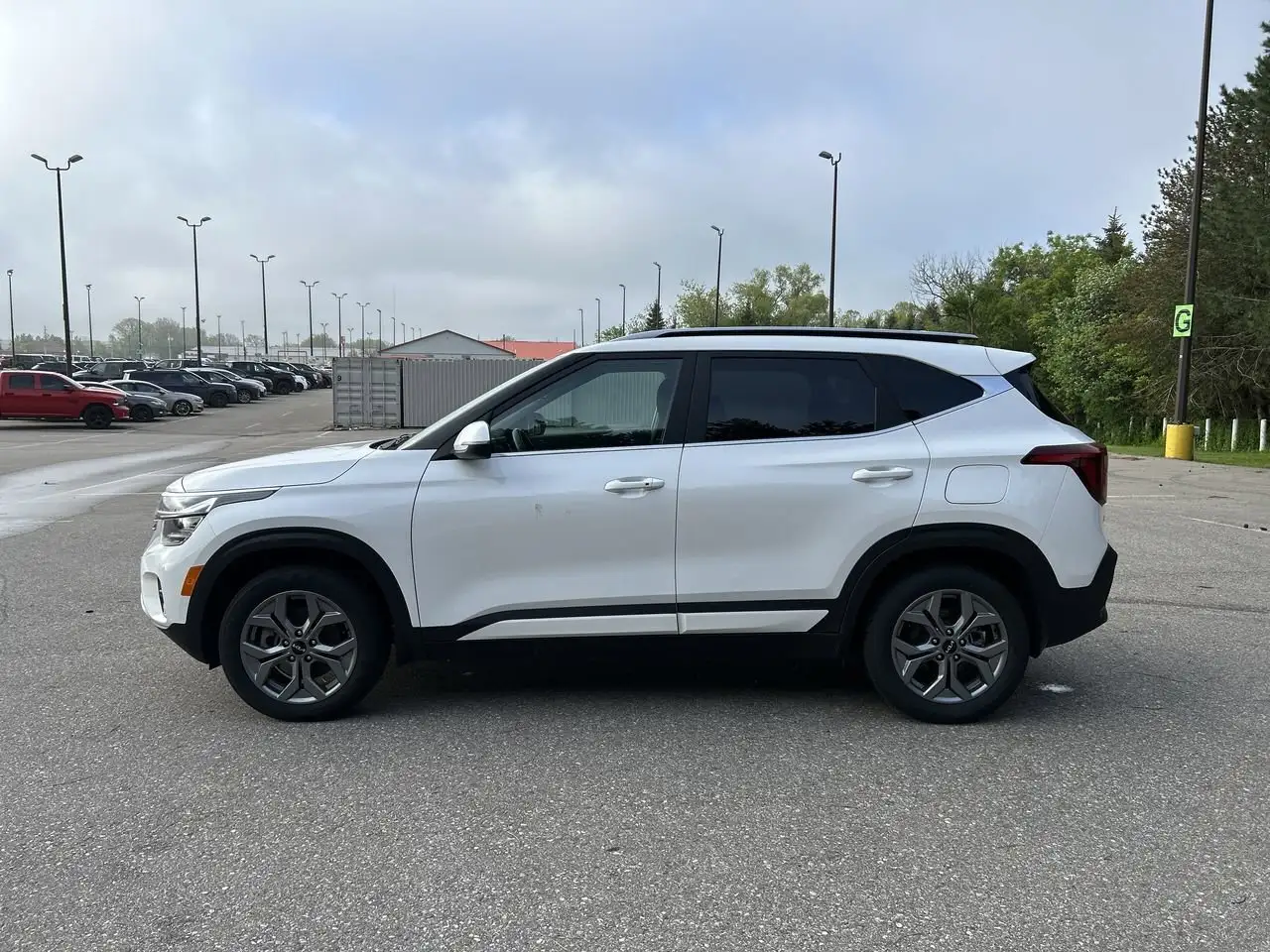 Kia Seltos снимка Kia Seltos